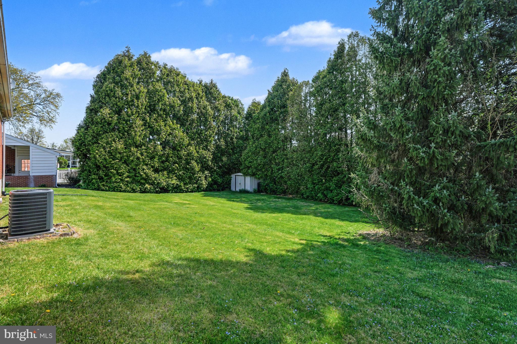 ROSSMOYNE MANOR - Residential