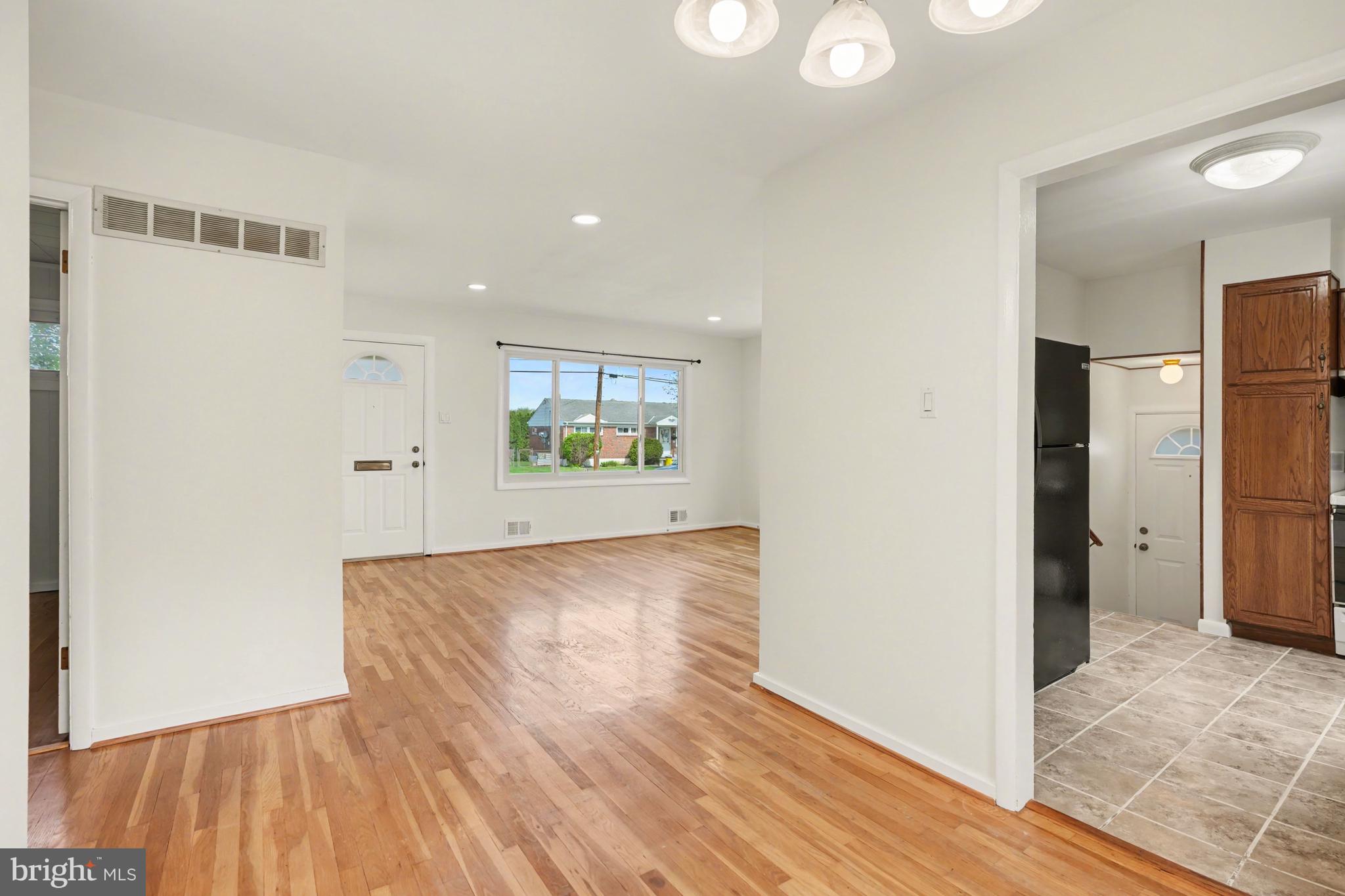 ROSSMOYNE MANOR - Residential