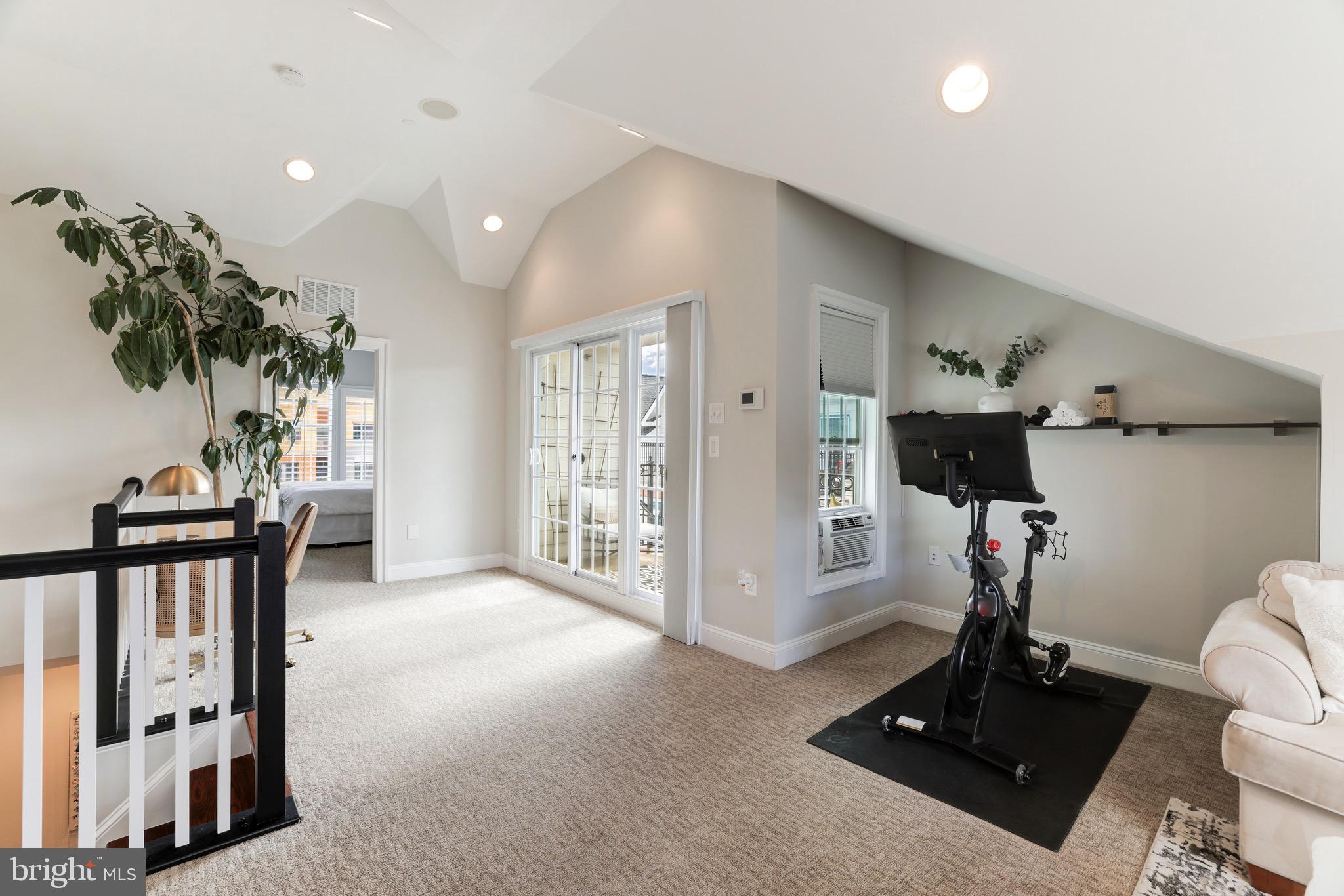 BALLSTON - Residential