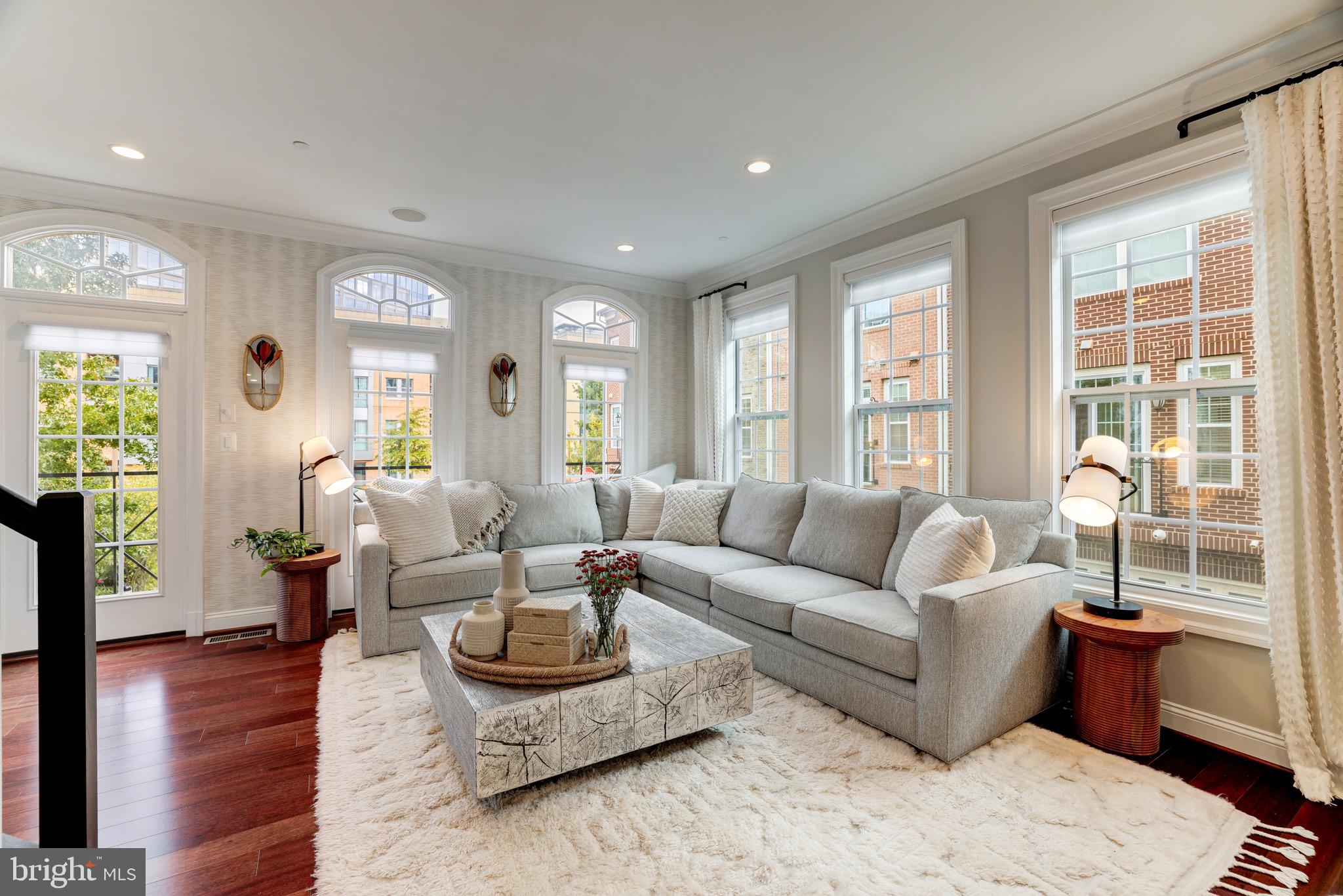 BALLSTON - Residential