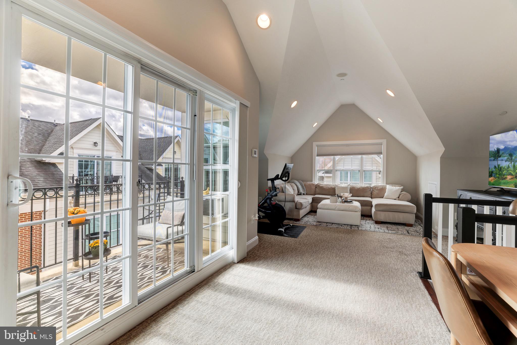 BALLSTON - Residential