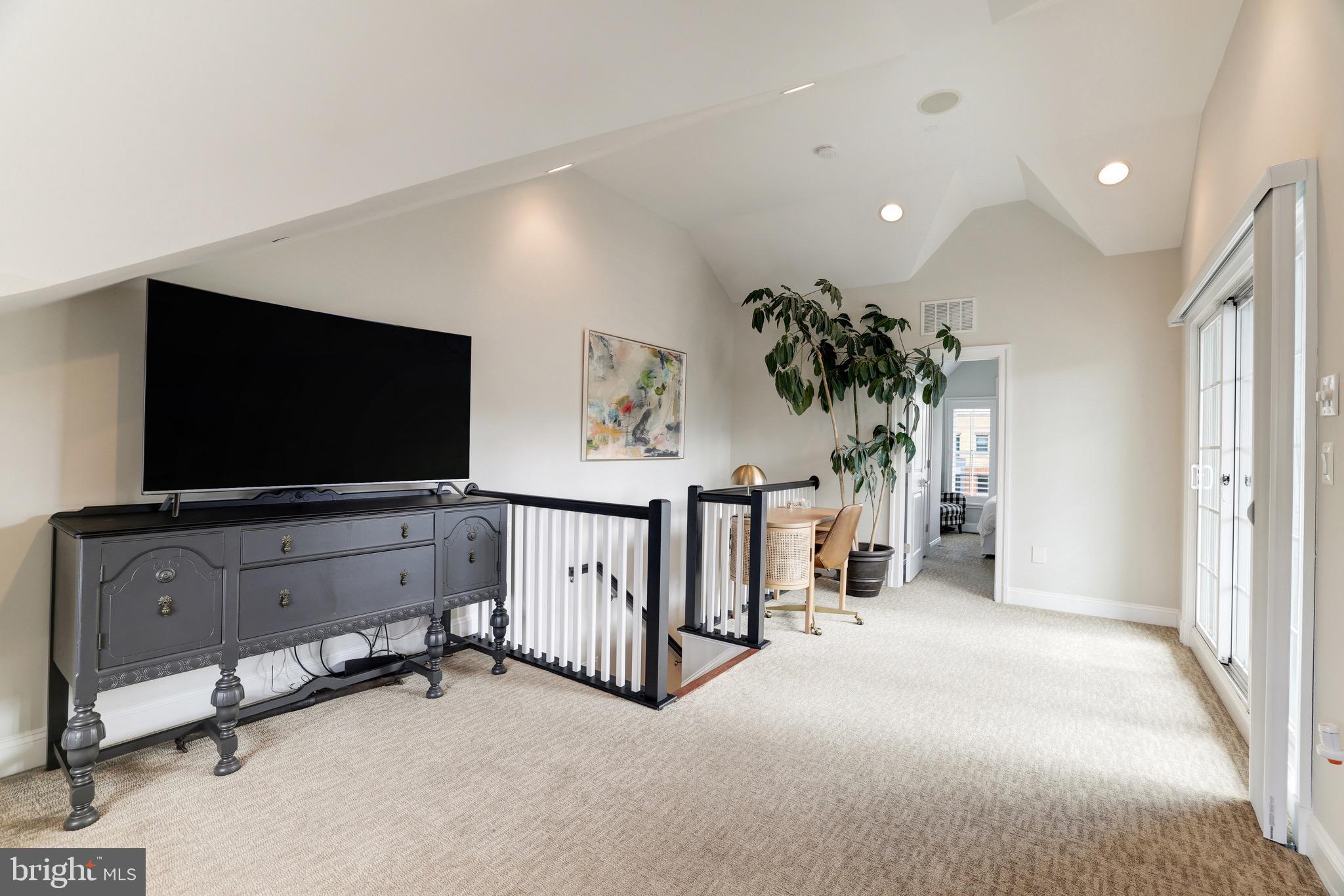 BALLSTON - Residential