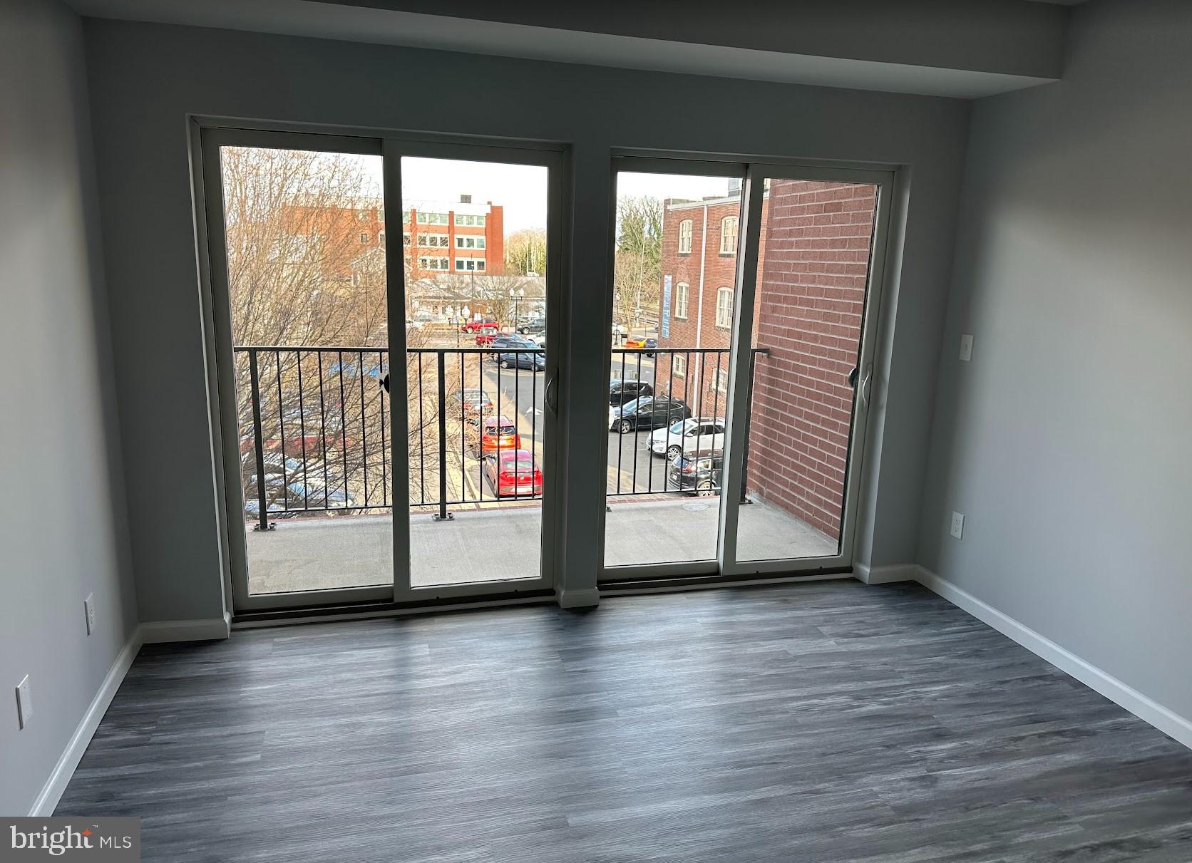 SIGNAL HILL - Residential Lease