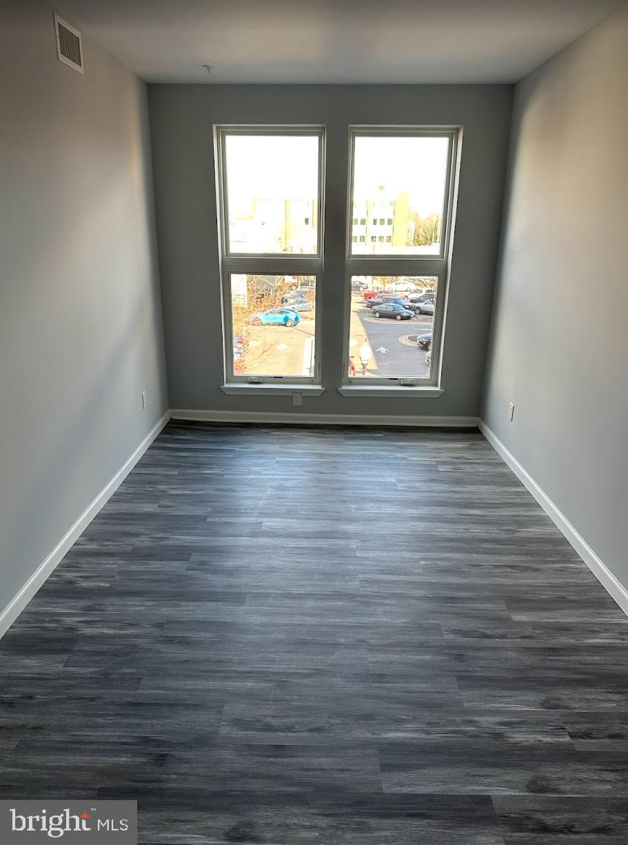 SIGNAL HILL - Residential Lease