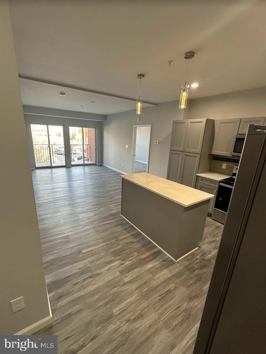 SIGNAL HILL - Residential Lease