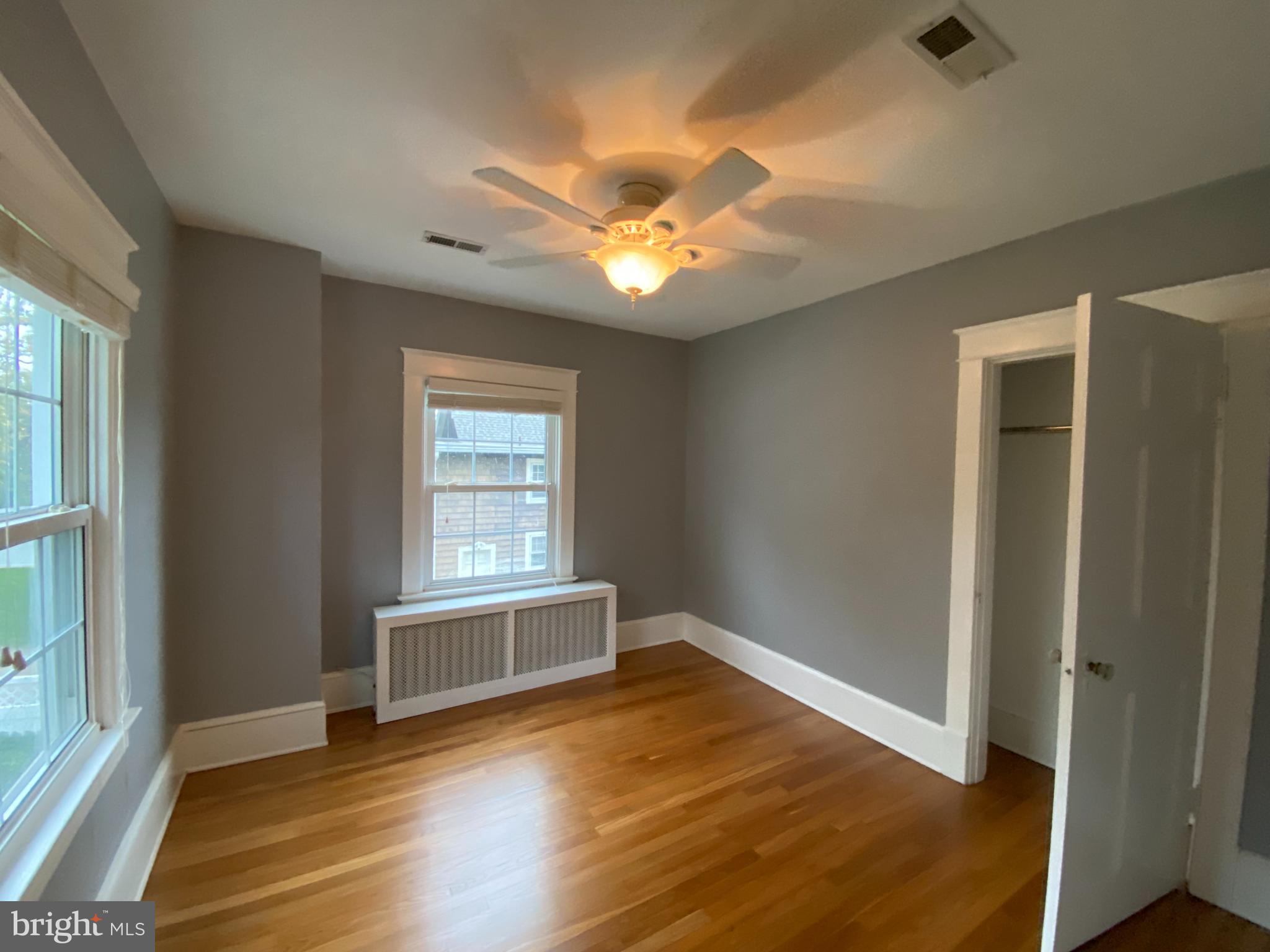 WAVERLY HILLS - Residential Lease