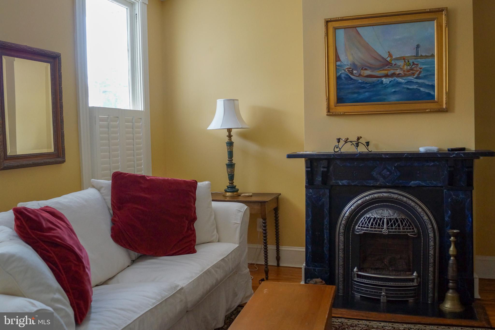 EASTPORT - Residential Lease