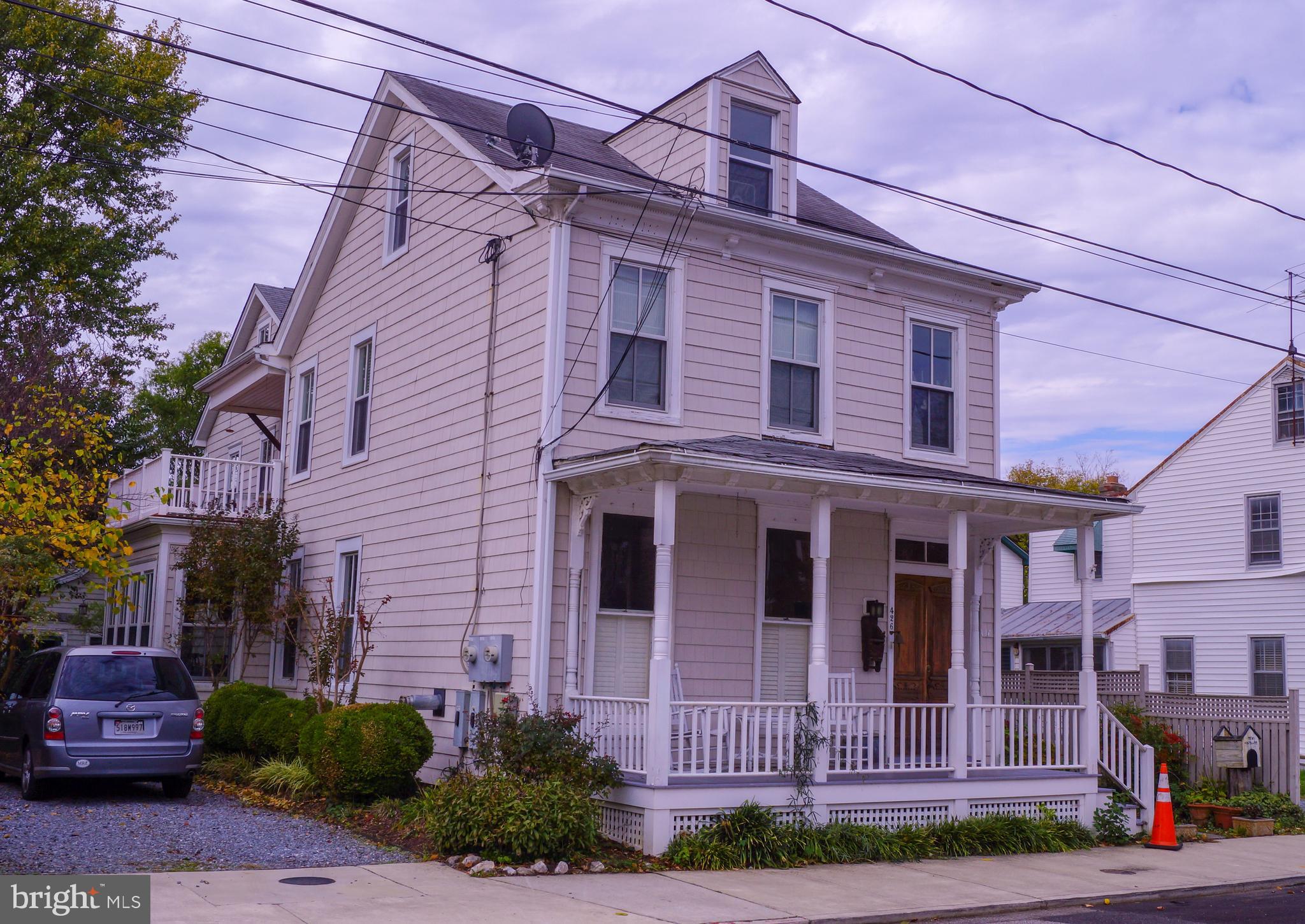 EASTPORT - Residential Lease