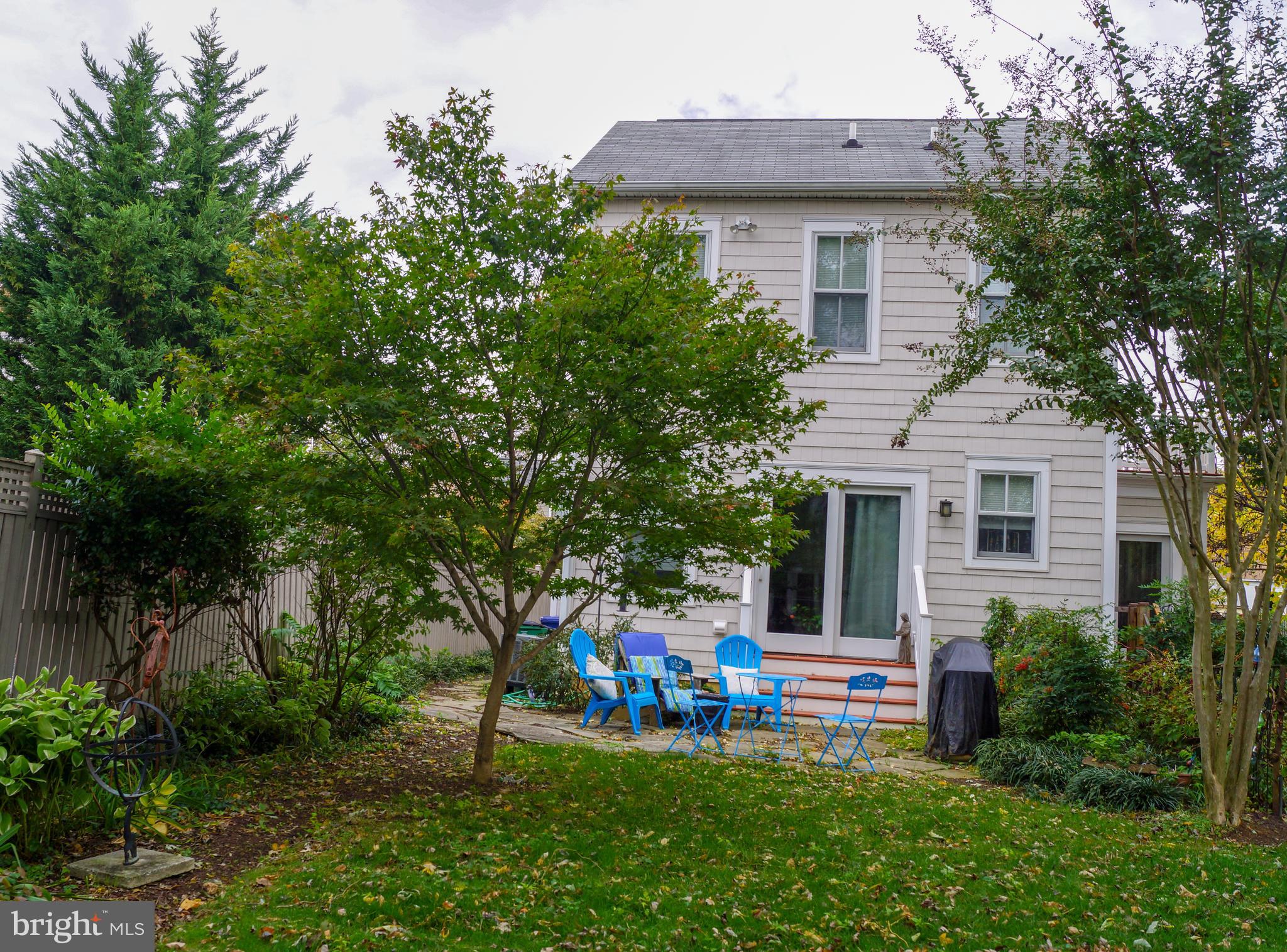 EASTPORT - Residential Lease