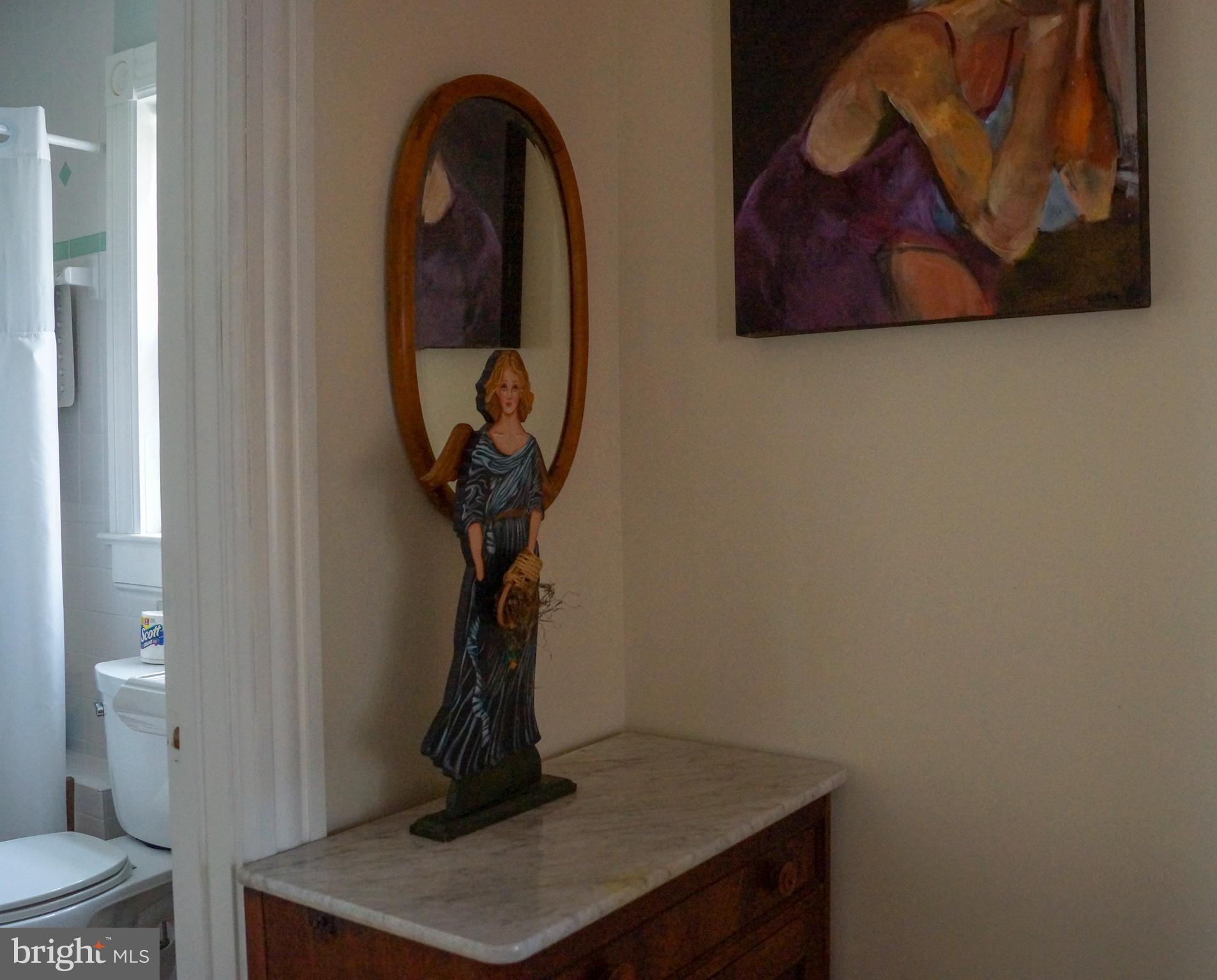 EASTPORT - Residential Lease