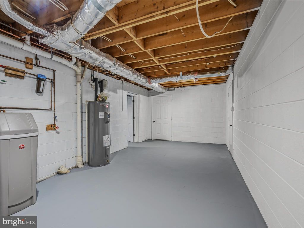 listing image 82