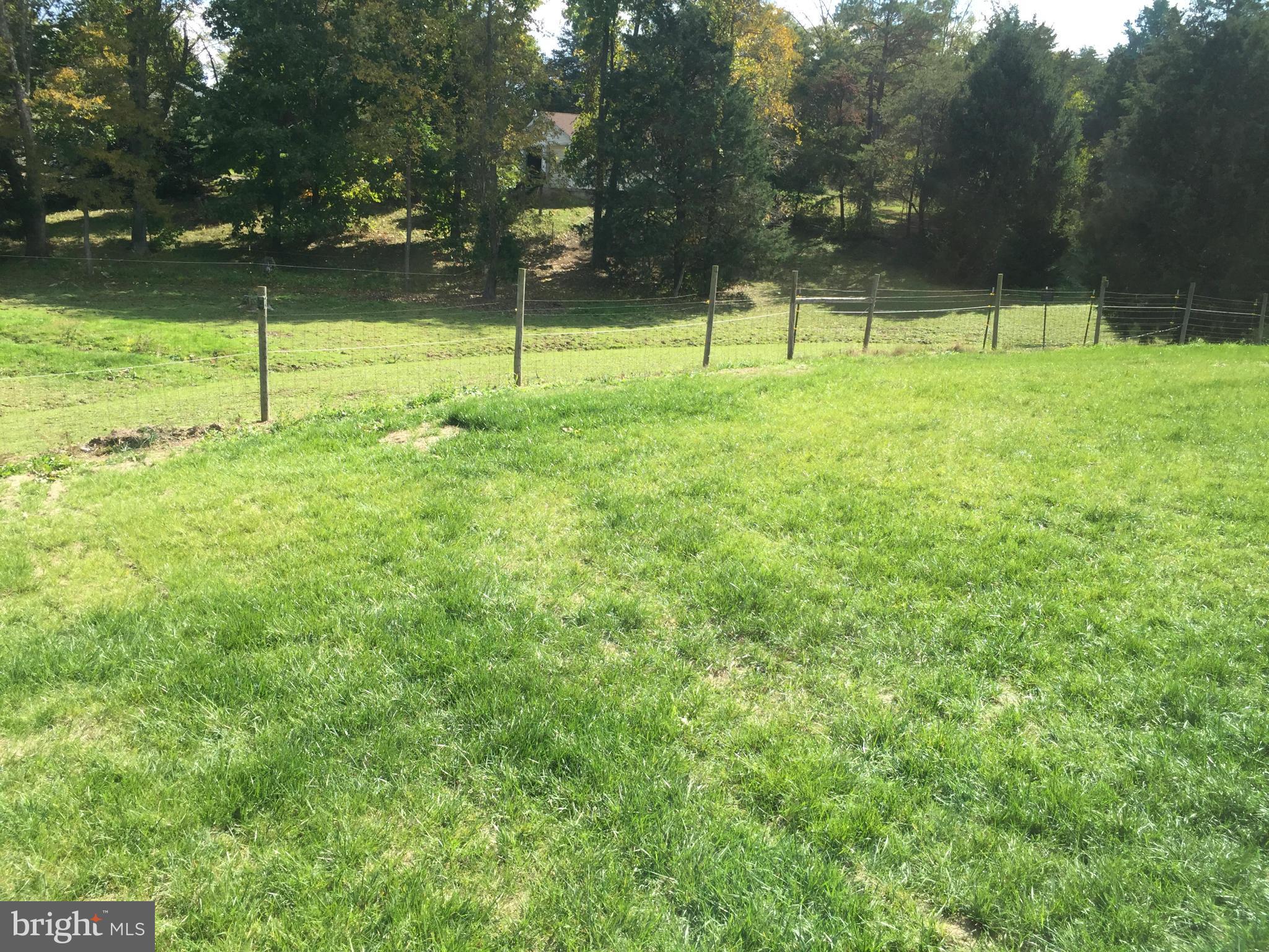 THE TOWNES AT OAKHURST - Residential