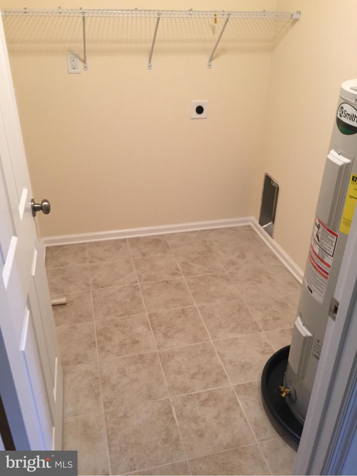 THE TOWNES AT OAKHURST - Residential