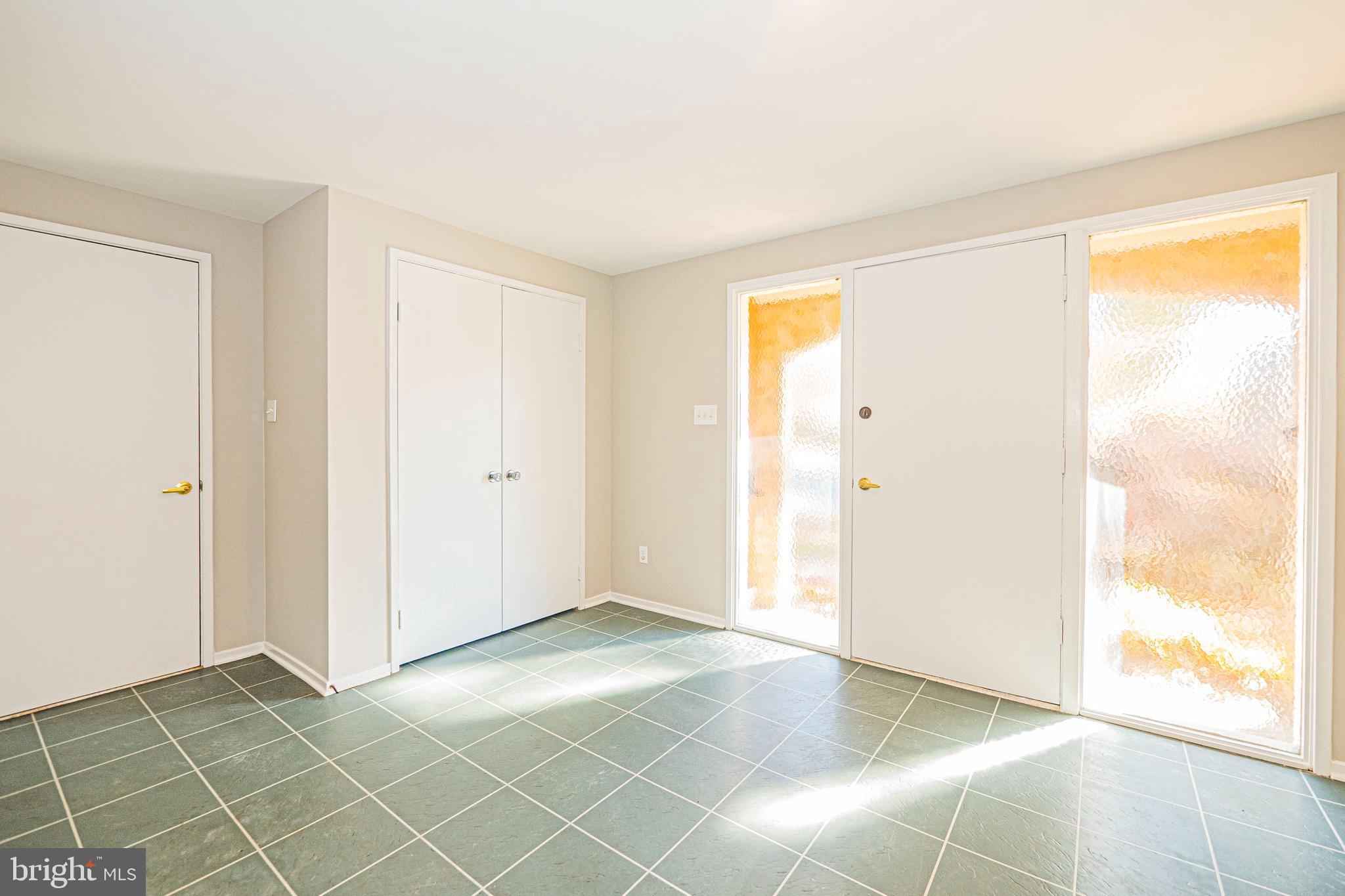 STEDWICK TOWNHOUSES - Residential