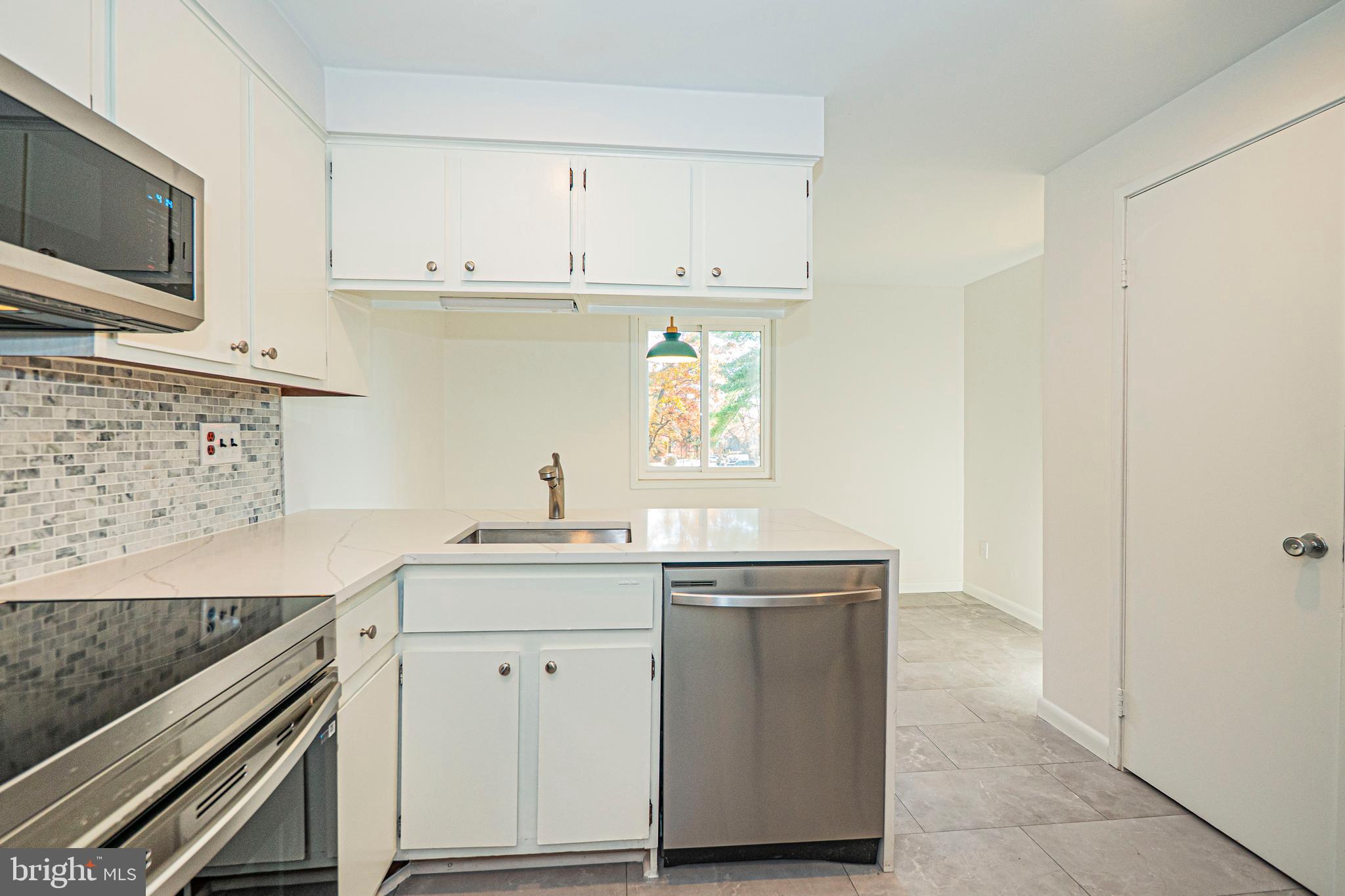 STEDWICK TOWNHOUSES - Residential