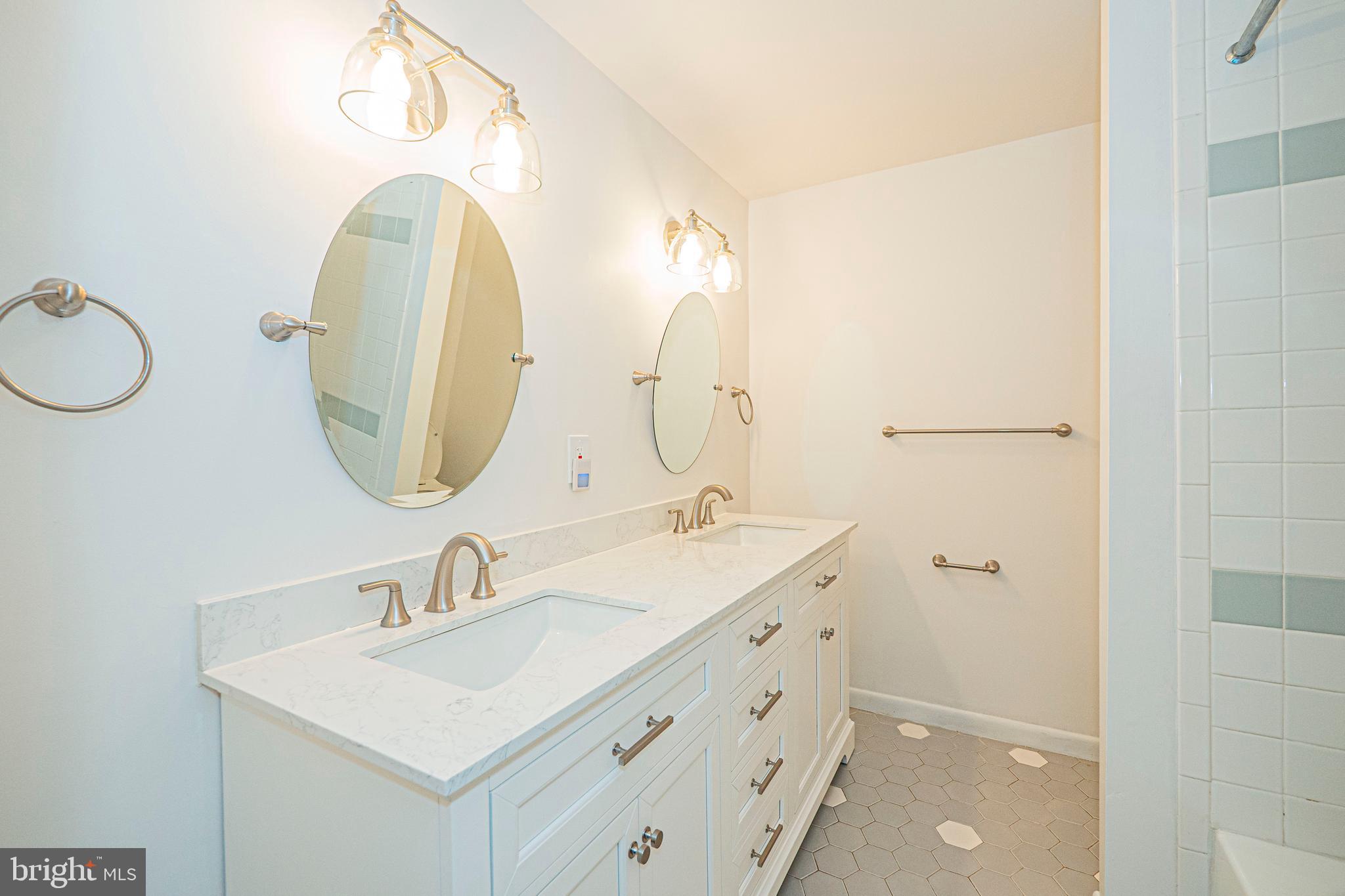 STEDWICK TOWNHOUSES - Residential