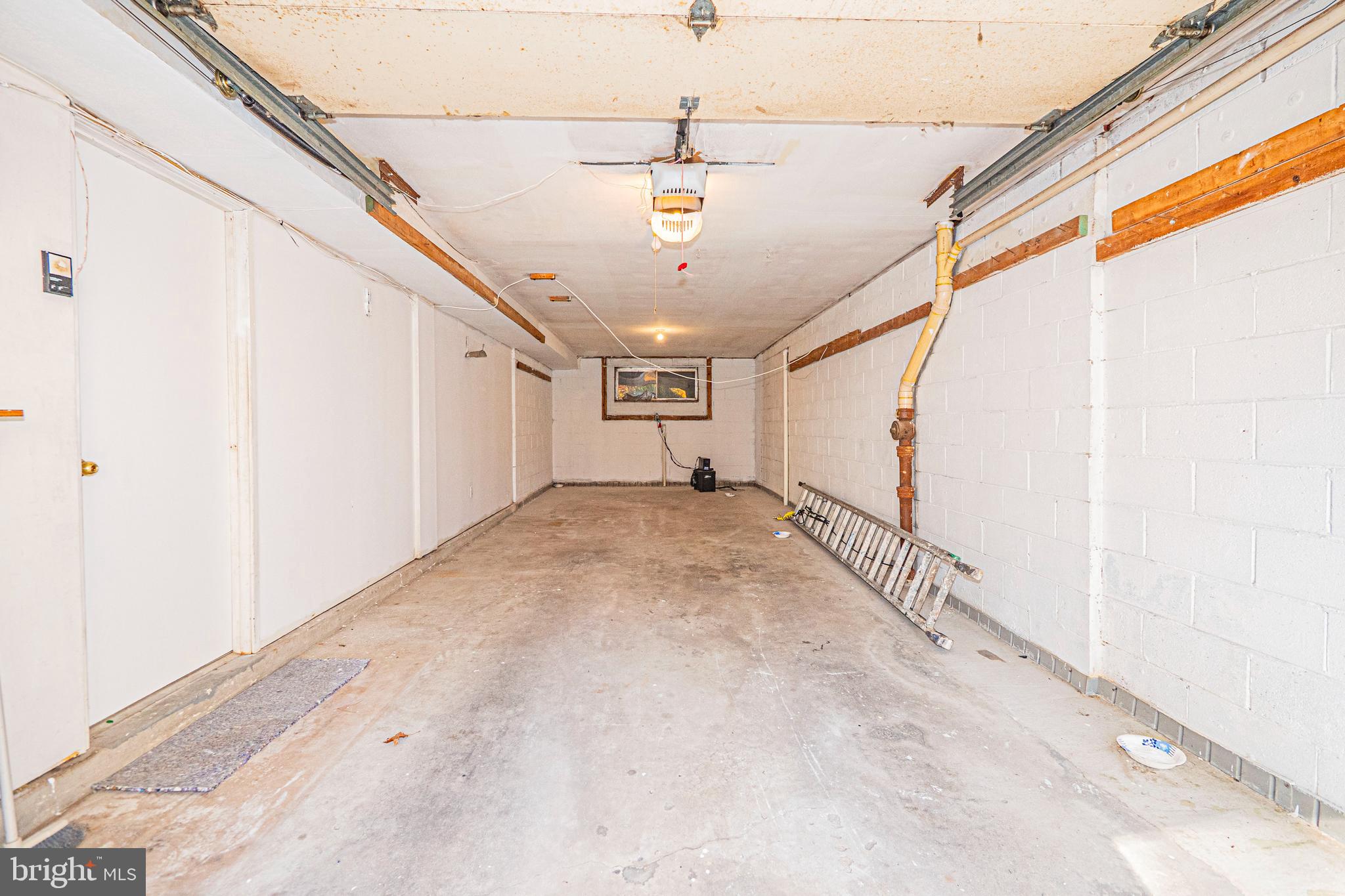 STEDWICK TOWNHOUSES - Residential