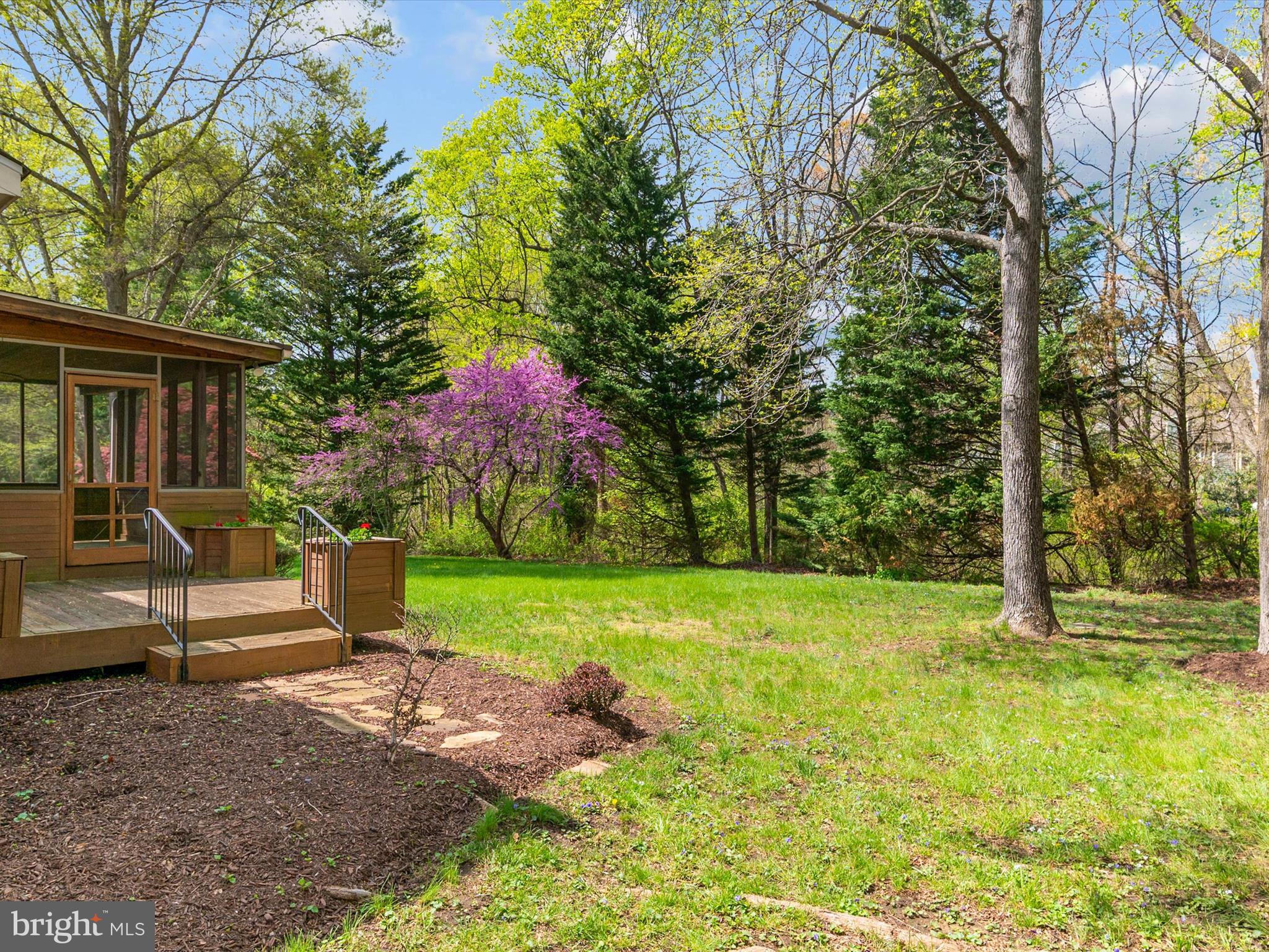 312 CARRIAGE RUN ROAD
