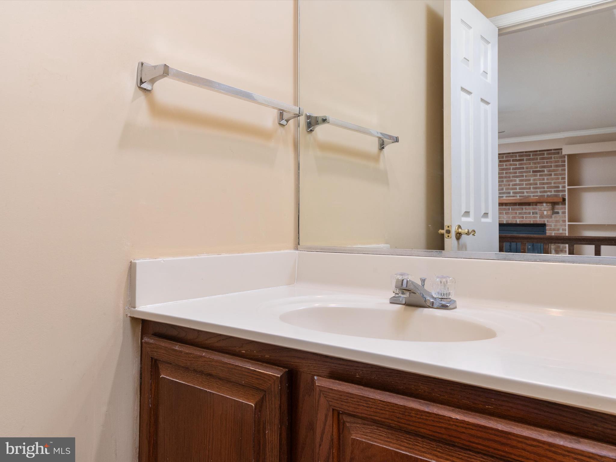 HUNT MEADOW - Residential