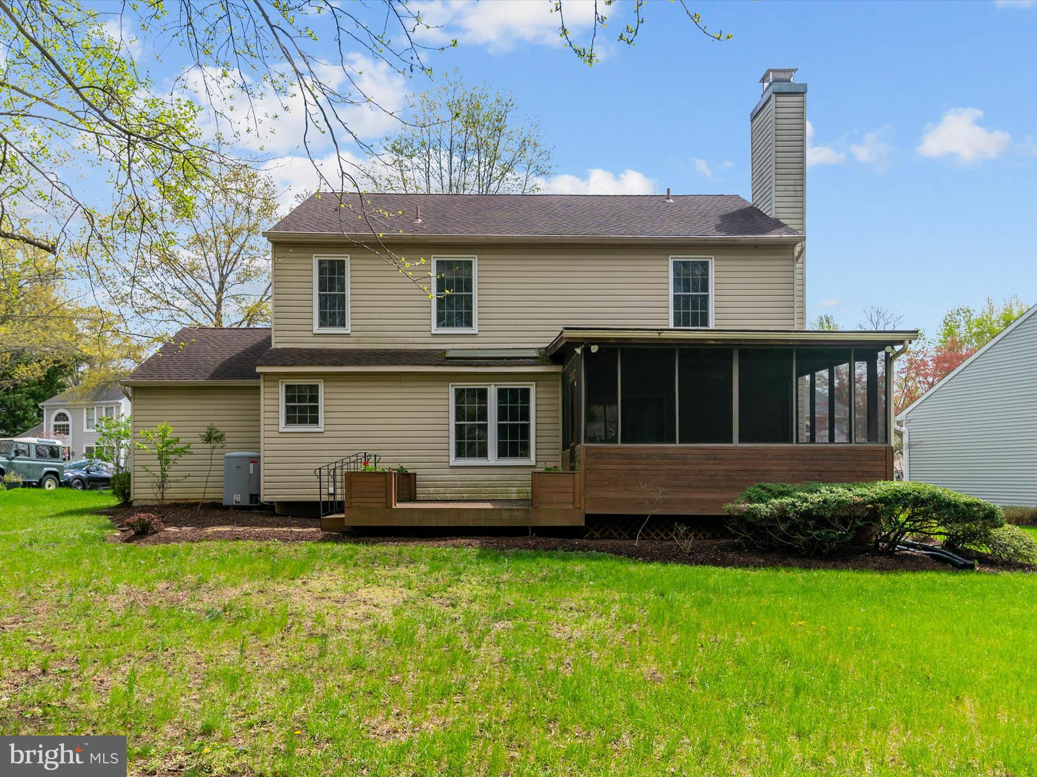 HUNT MEADOW - Residential