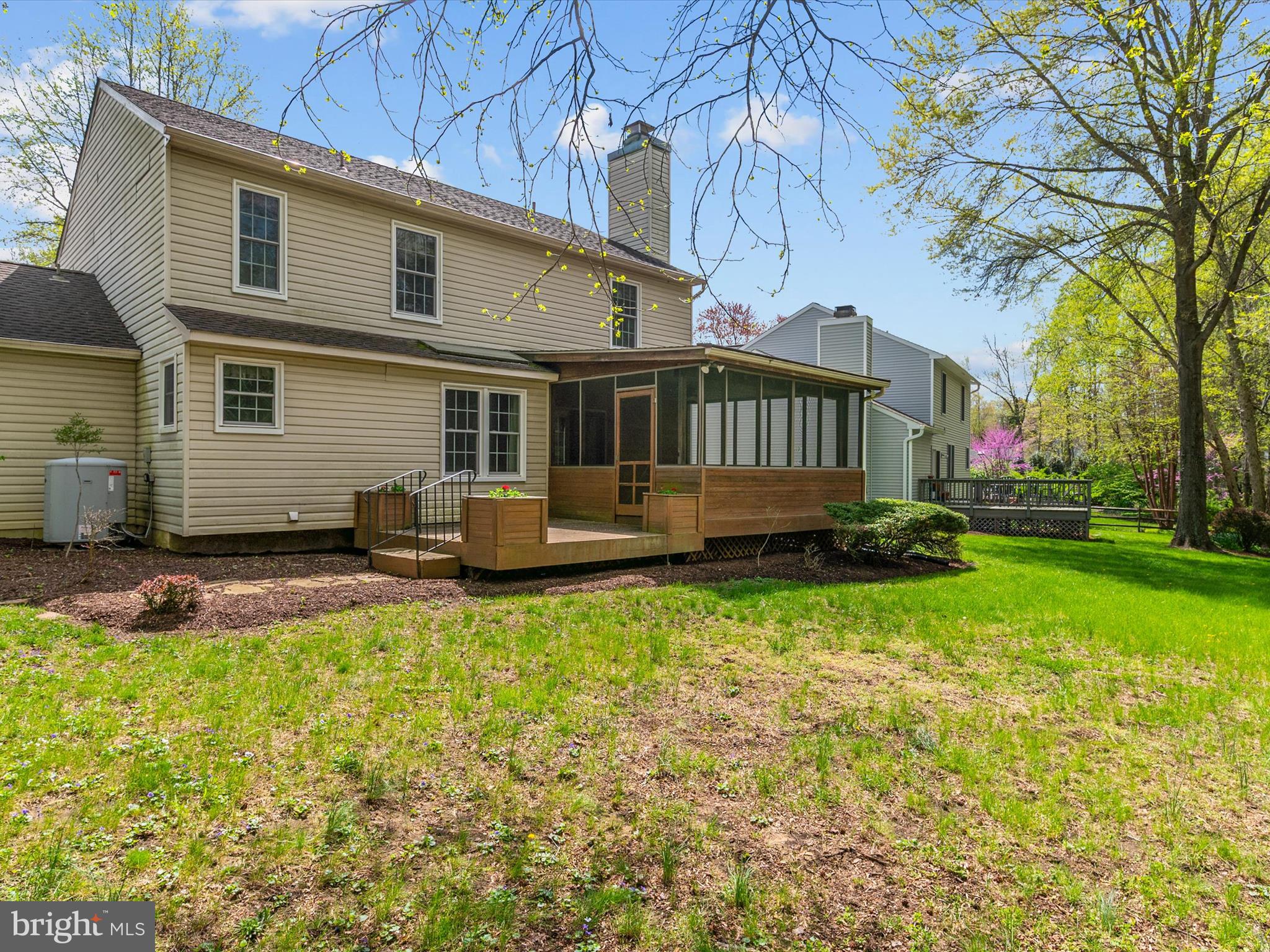 312 CARRIAGE RUN ROAD