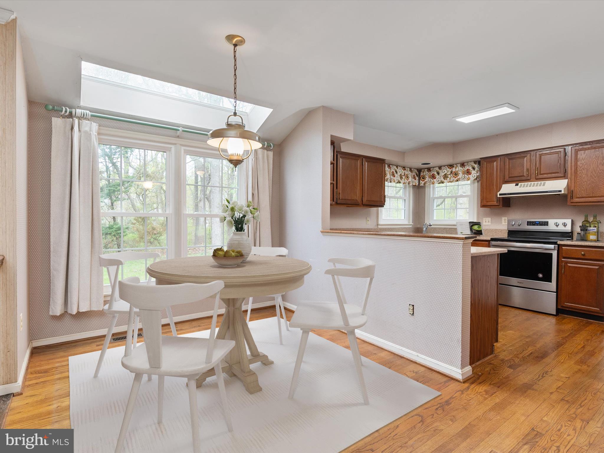 HUNT MEADOW - Residential