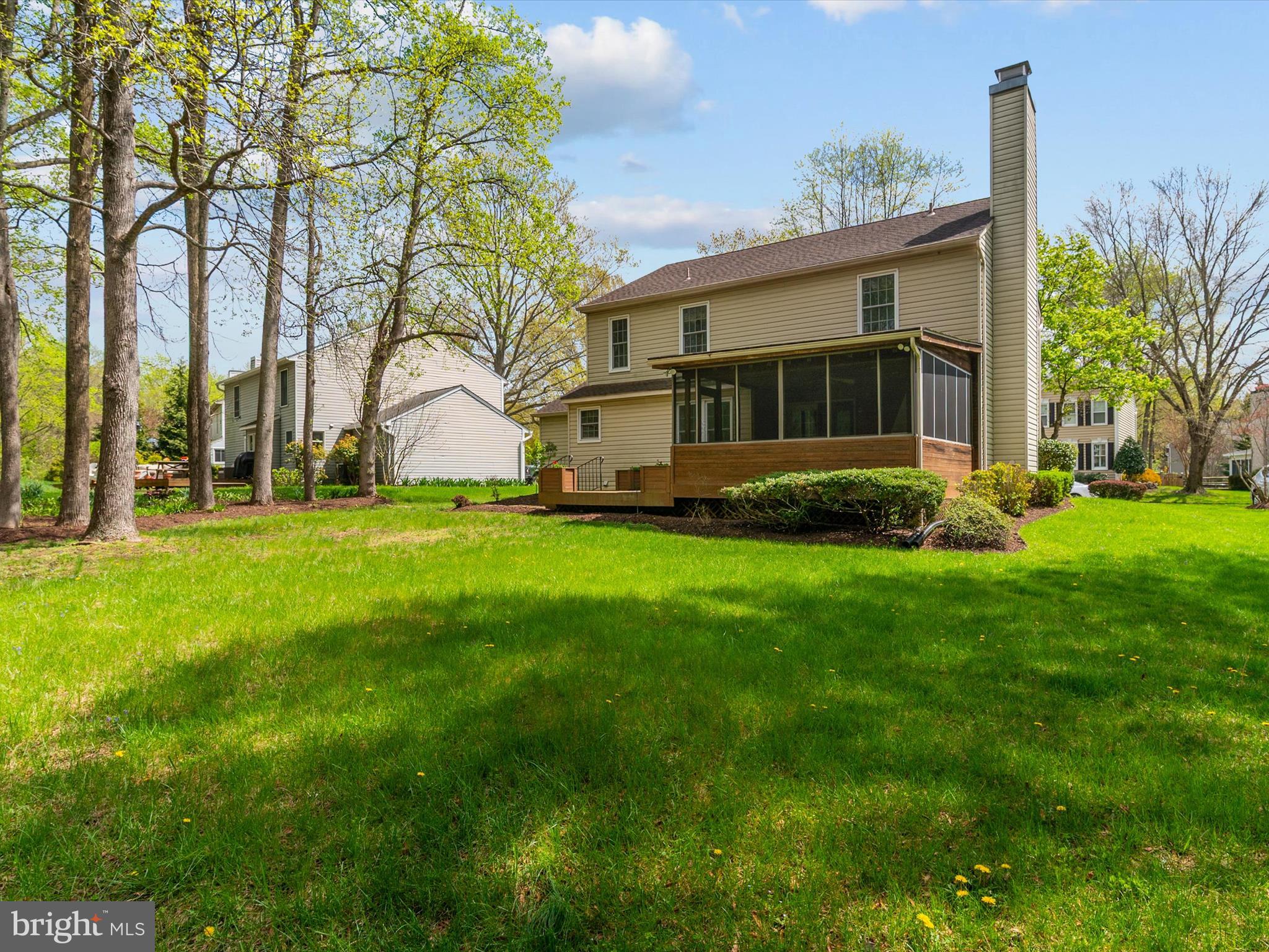 HUNT MEADOW - Residential