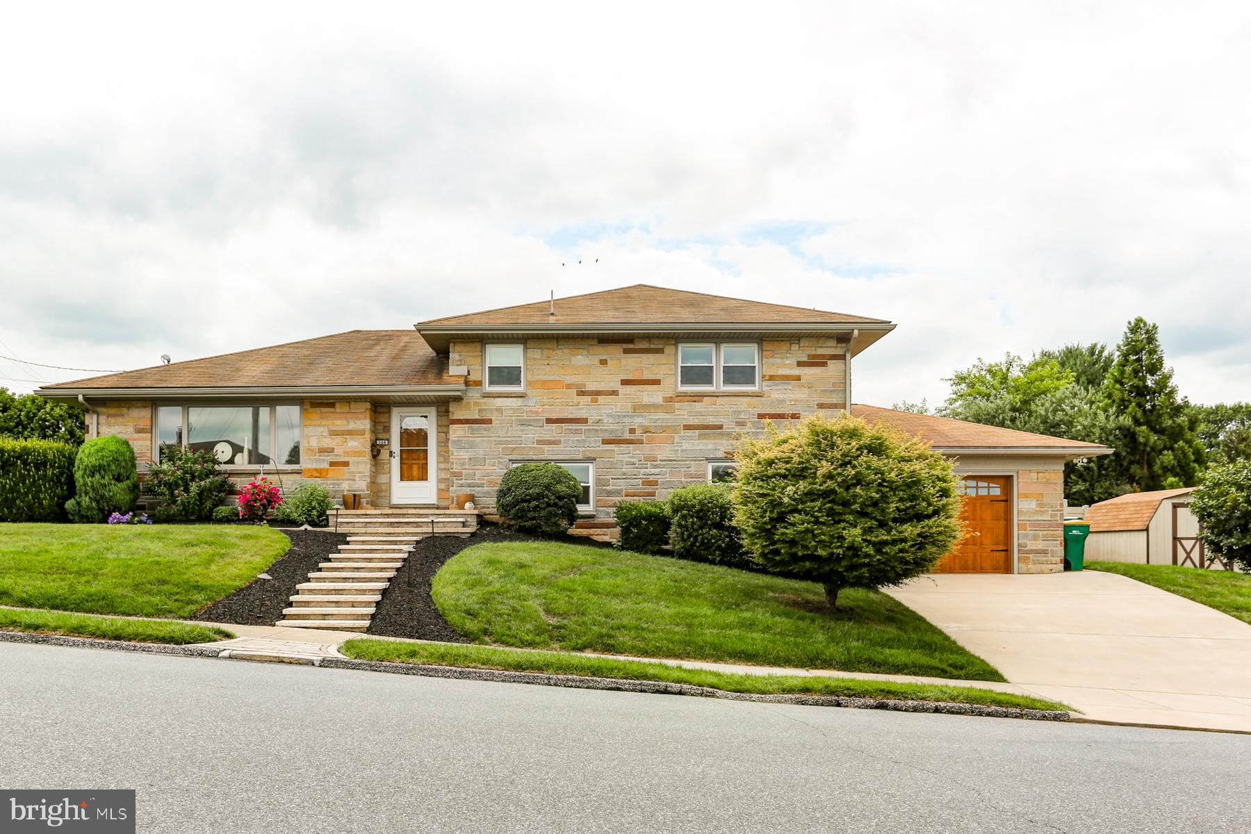 HERSHEY DOWNTOWN - Residential