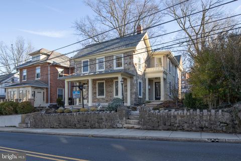 Photo of 169 N Main Street, DOYLESTOWN, PA 18901 (MLS # PABU2102650)