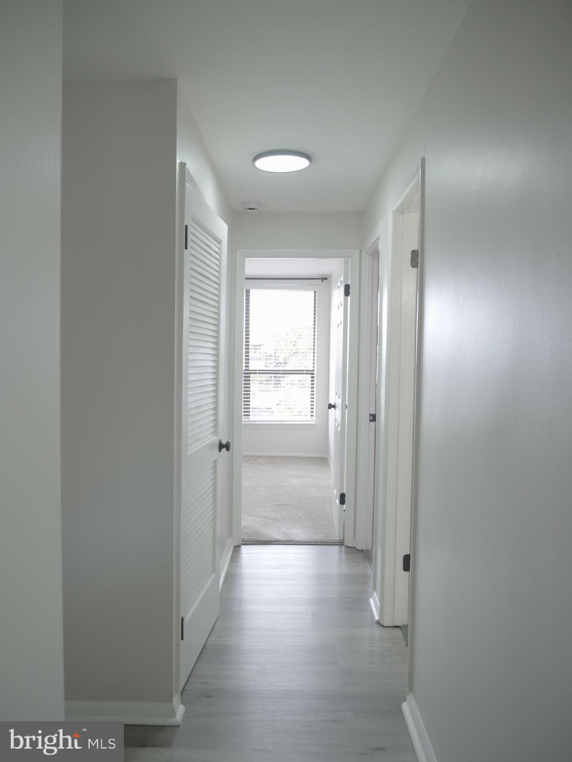 HUNTLEY SQUARE CONDOMINIUMS - Residential