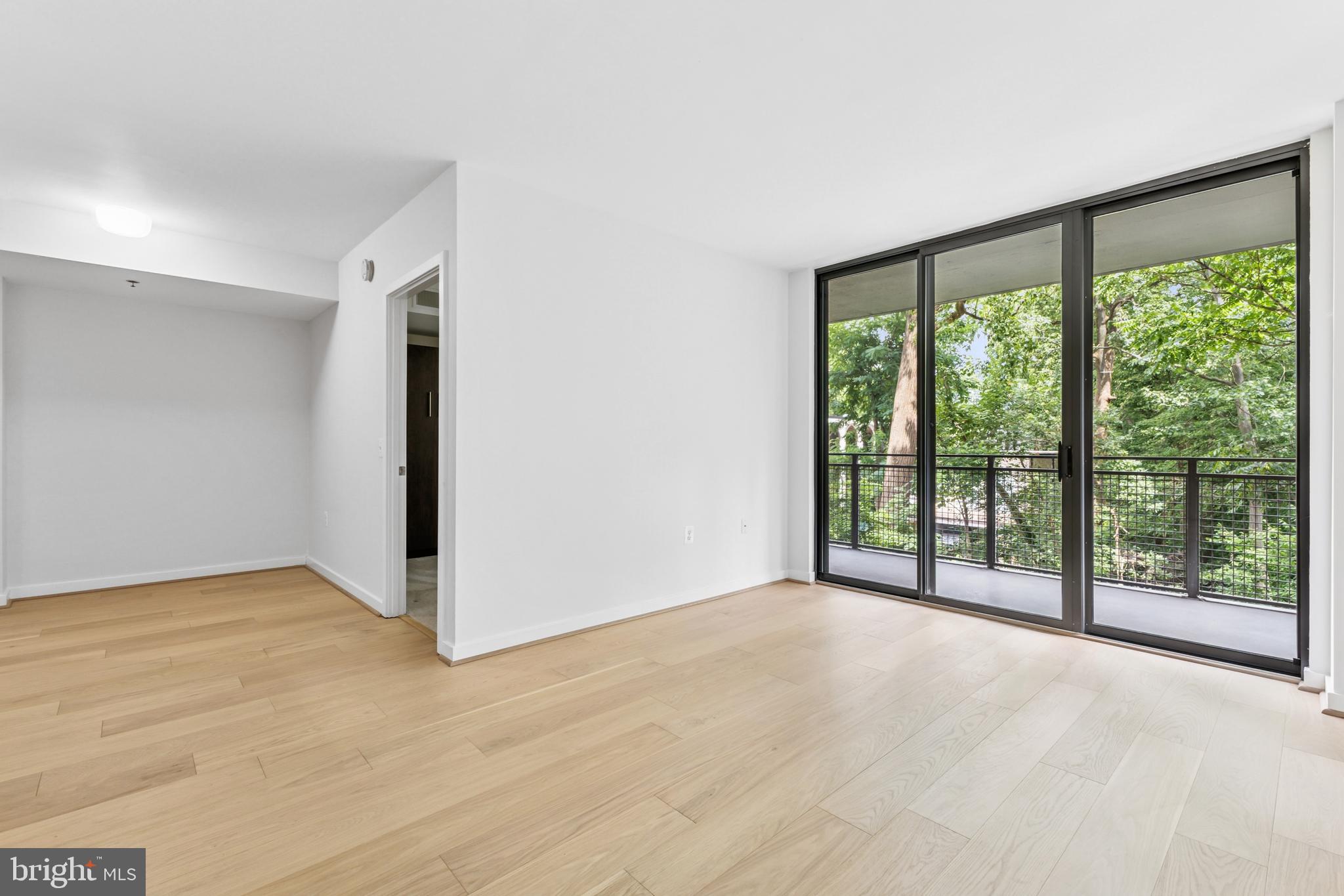 3883 CONNECTICUT AVENUE NW 313
