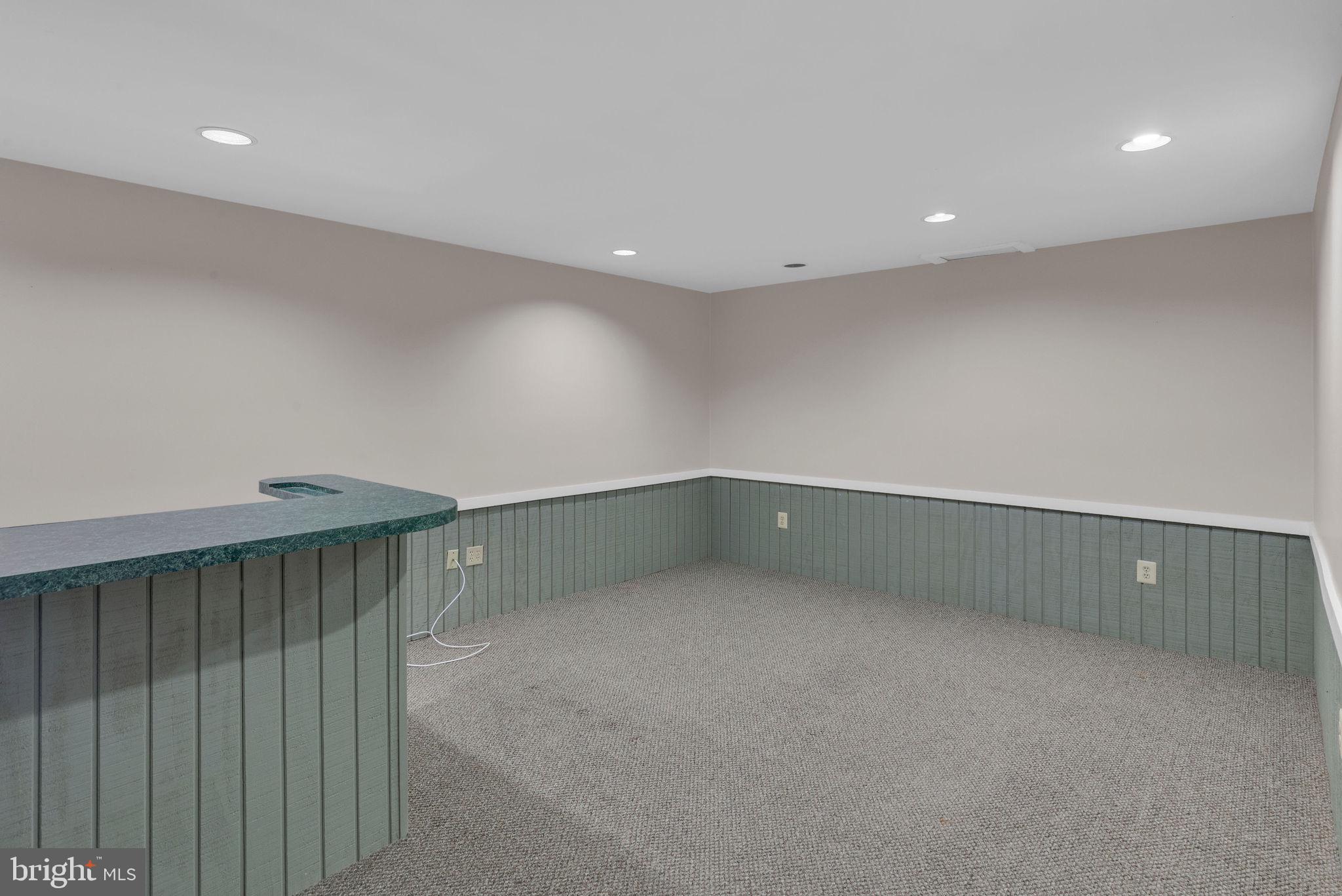 MALLARD POND - Residential