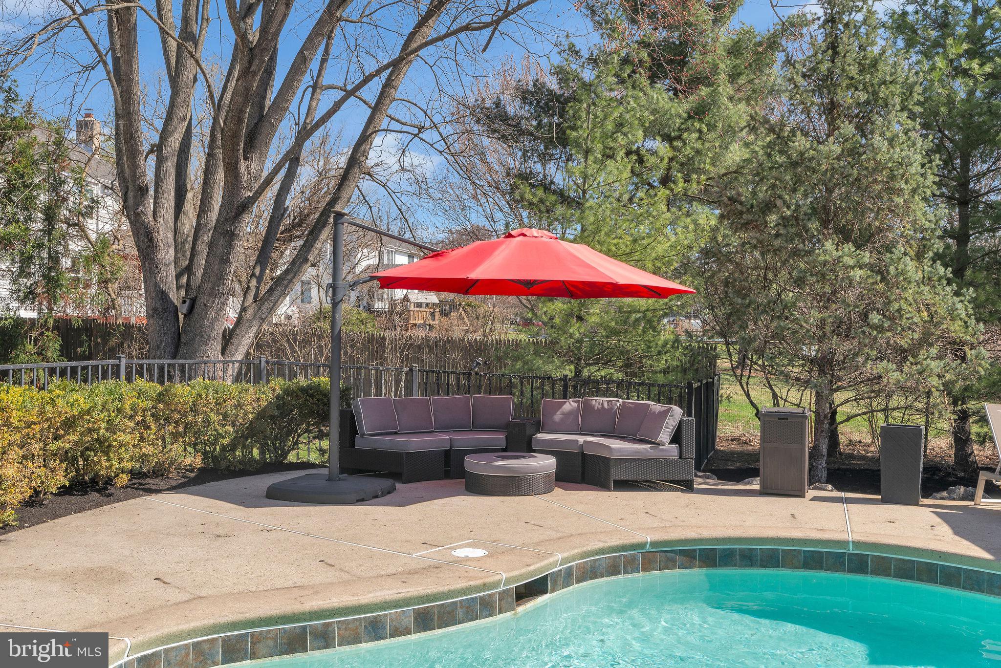 MALLARD POND - Residential