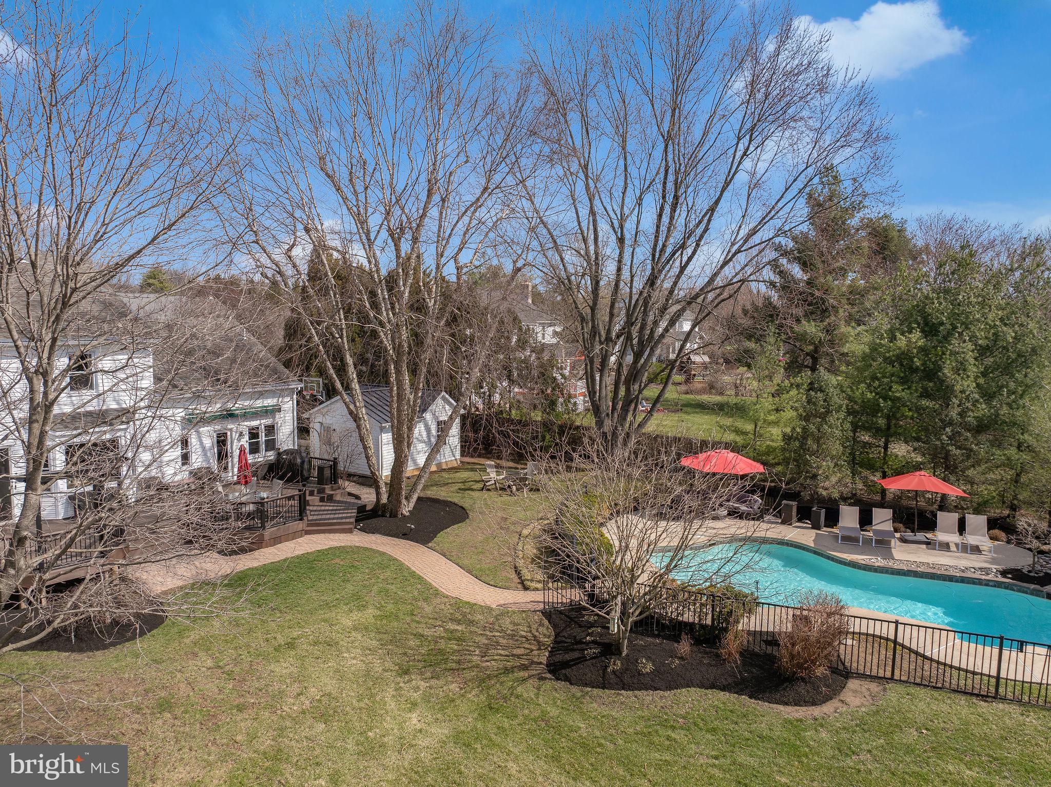 MALLARD POND - Residential