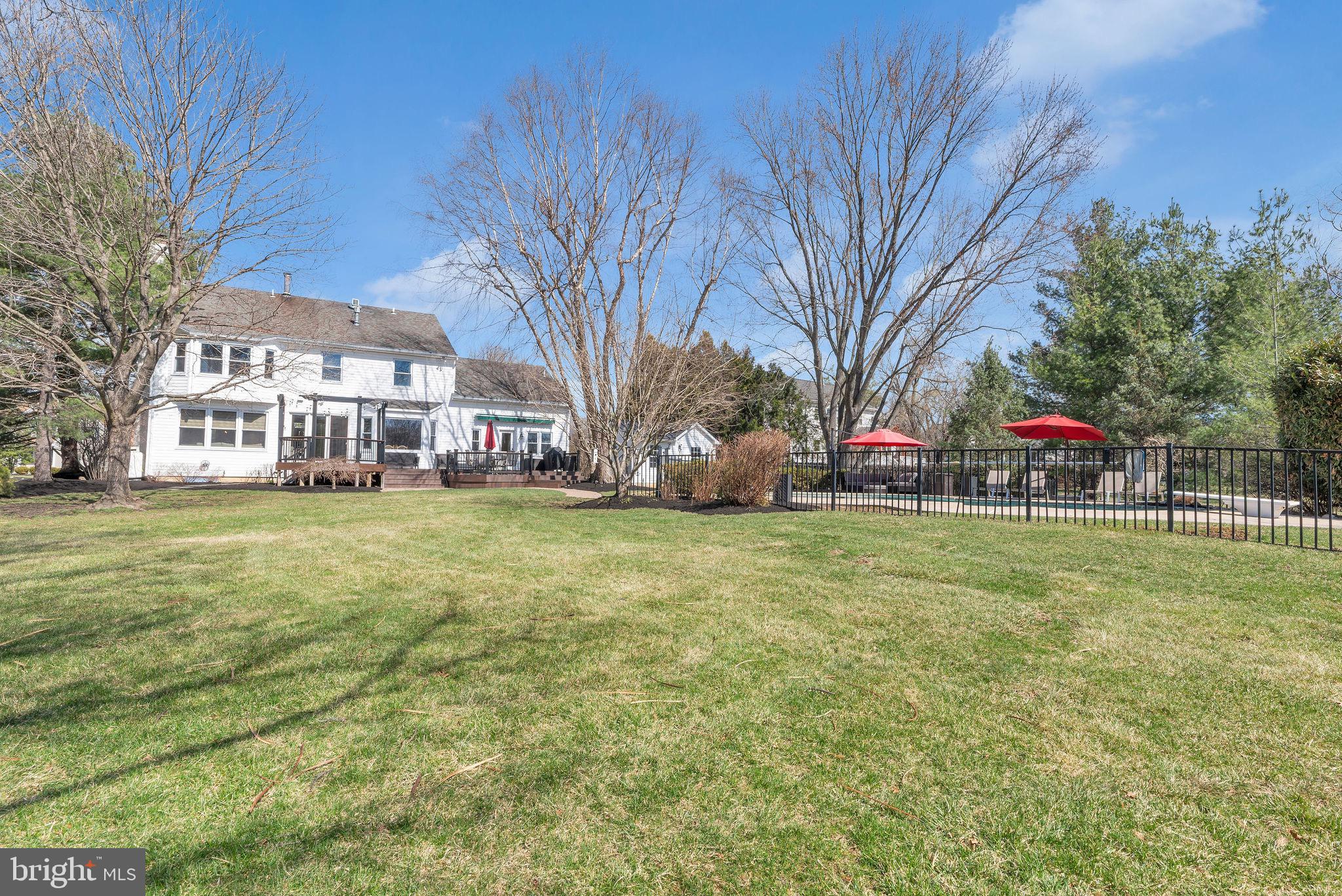 MALLARD POND - Residential