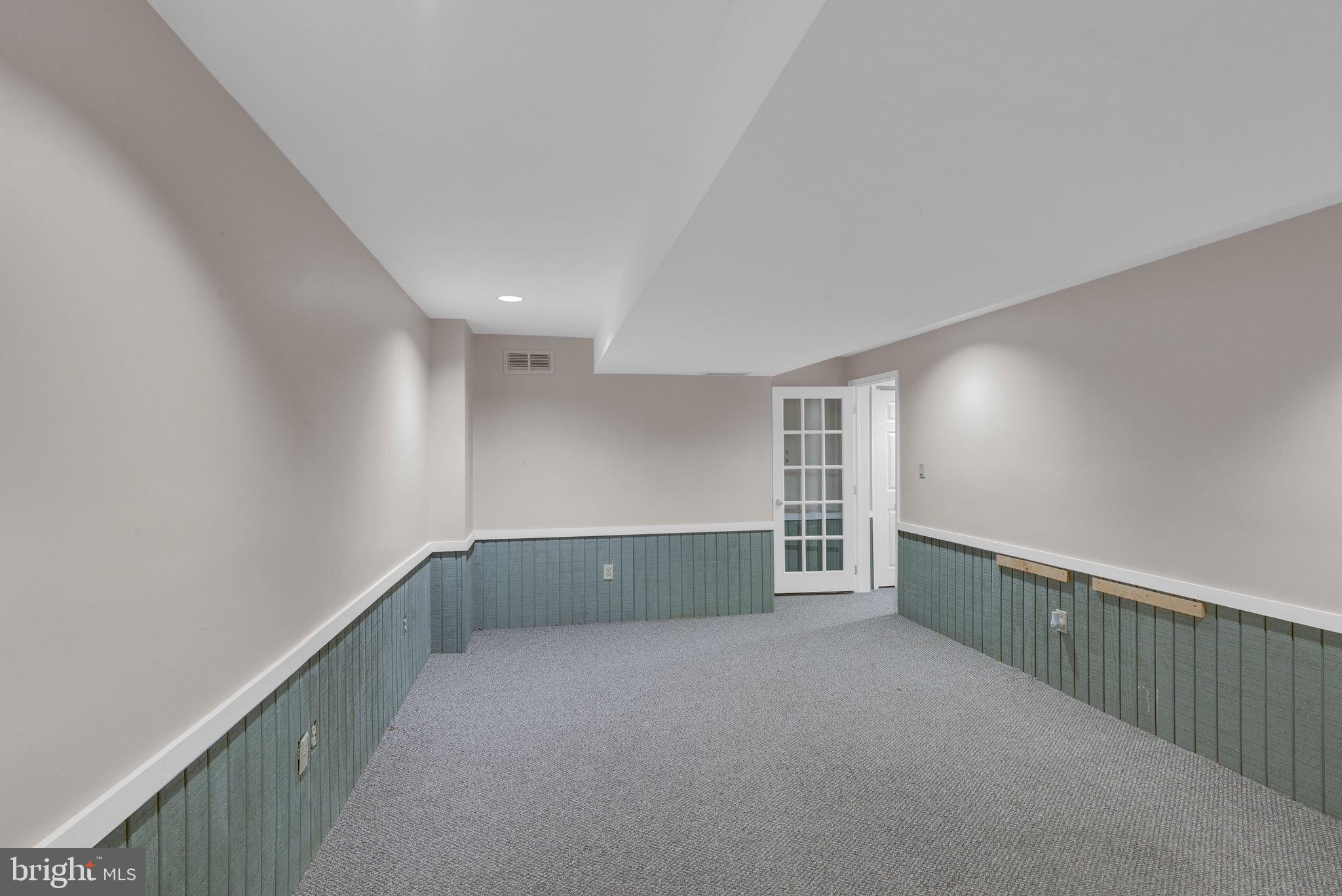 MALLARD POND - Residential