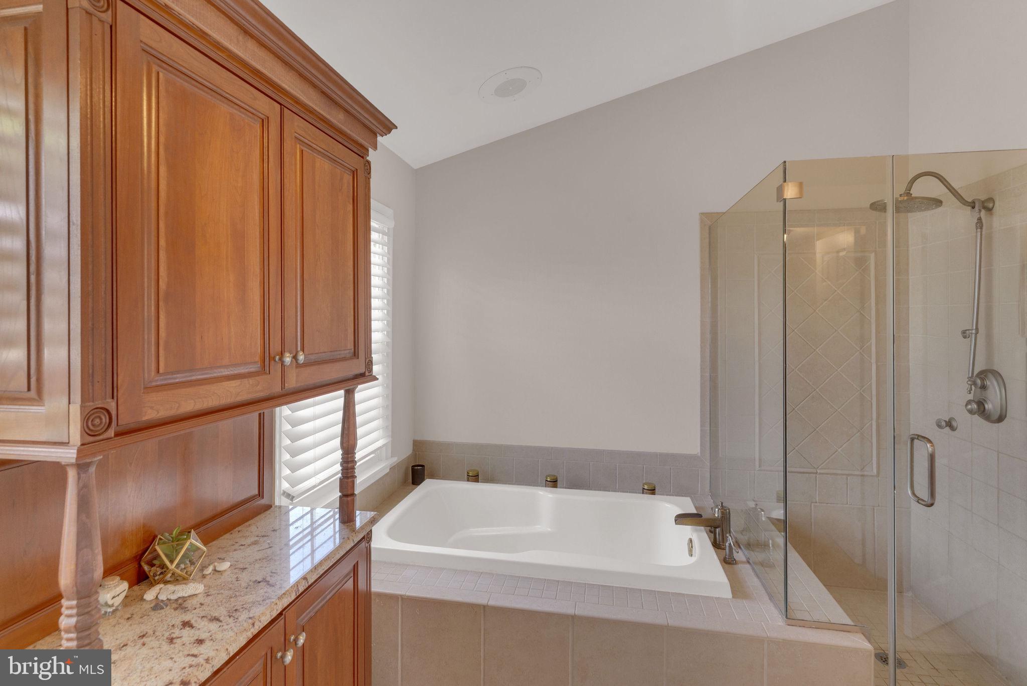 MALLARD POND - Residential