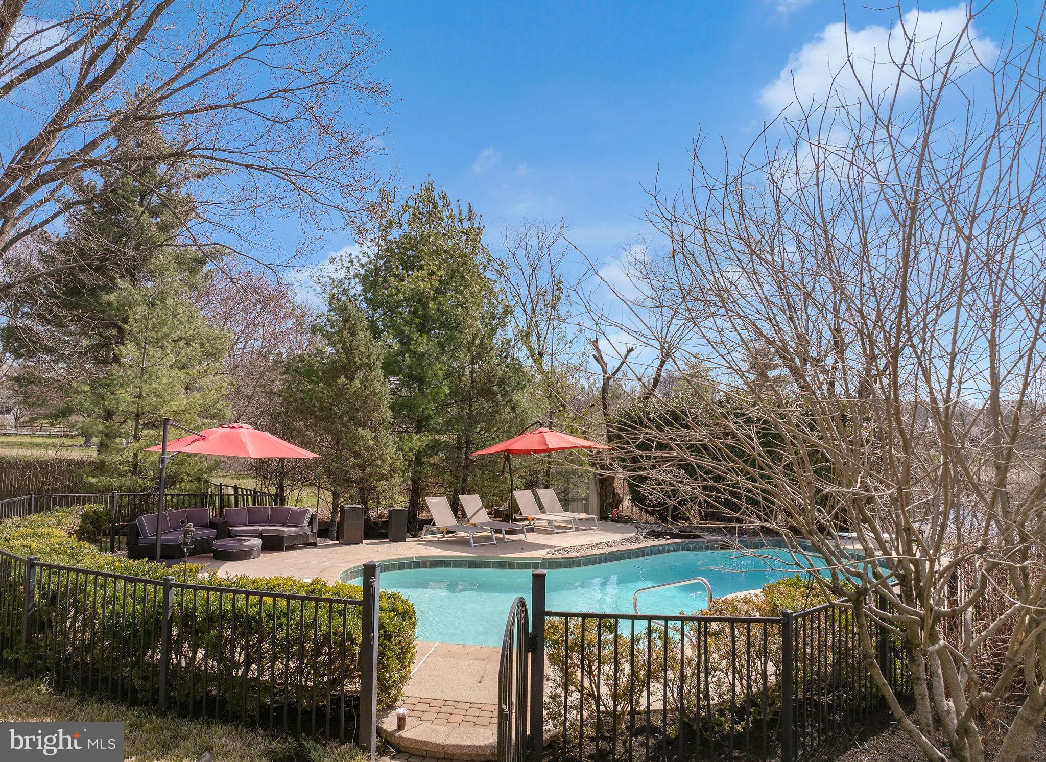 MALLARD POND - Residential