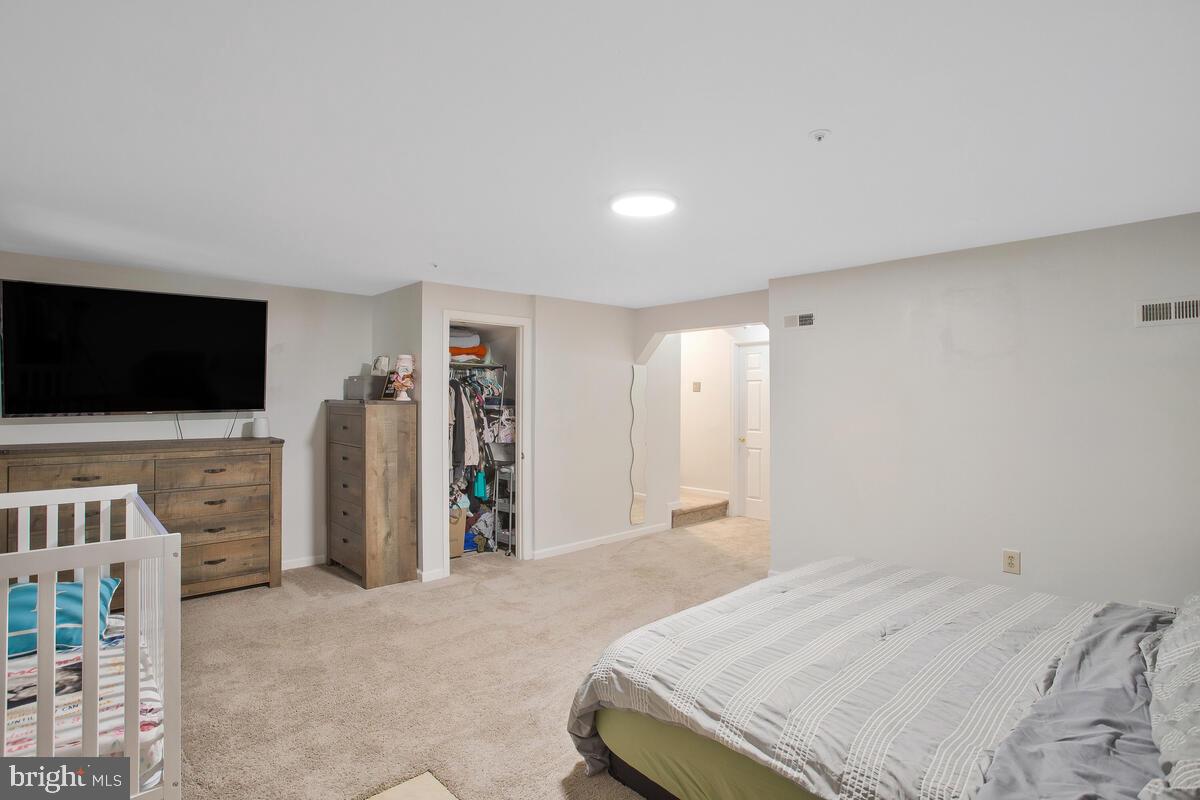 CHESAPEAKE LIGHTHOUSE - Residential