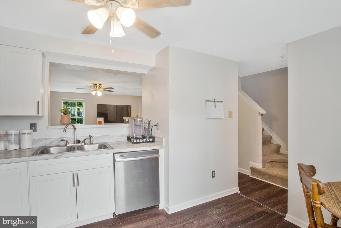 CHESAPEAKE LIGHTHOUSE - Residential