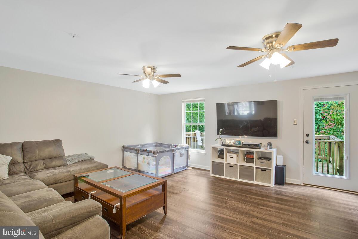 CHESAPEAKE LIGHTHOUSE - Residential