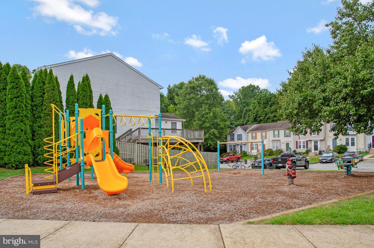 CHESAPEAKE LIGHTHOUSE - Residential