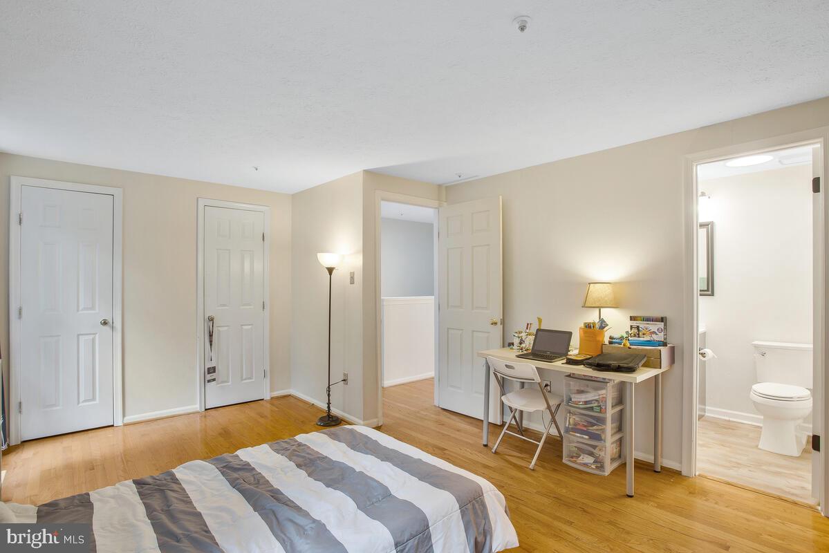 CHESAPEAKE LIGHTHOUSE - Residential