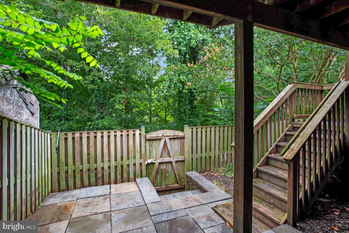 CHESAPEAKE LIGHTHOUSE - Residential