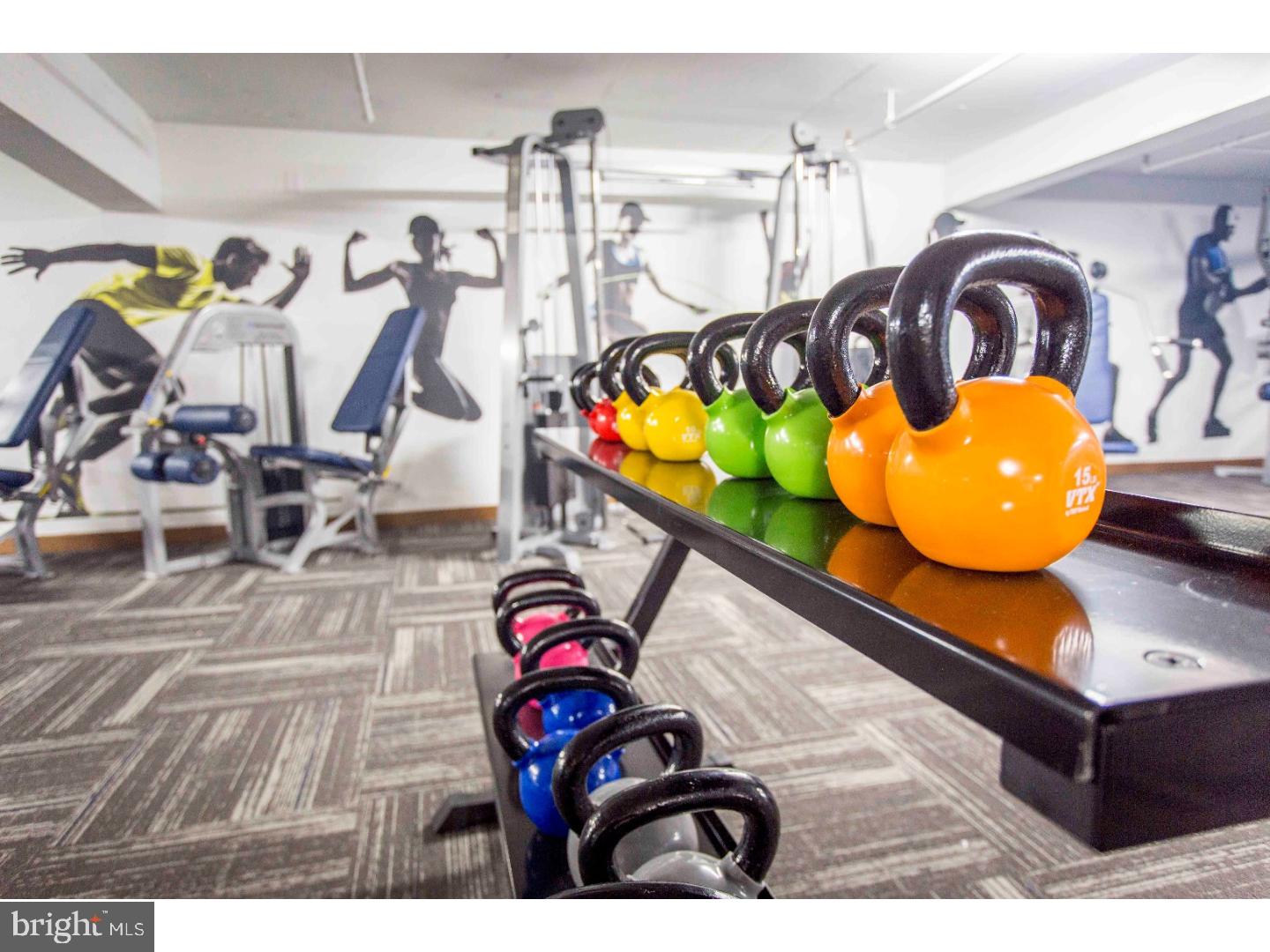 FAIRMOUNT - Residential Lease