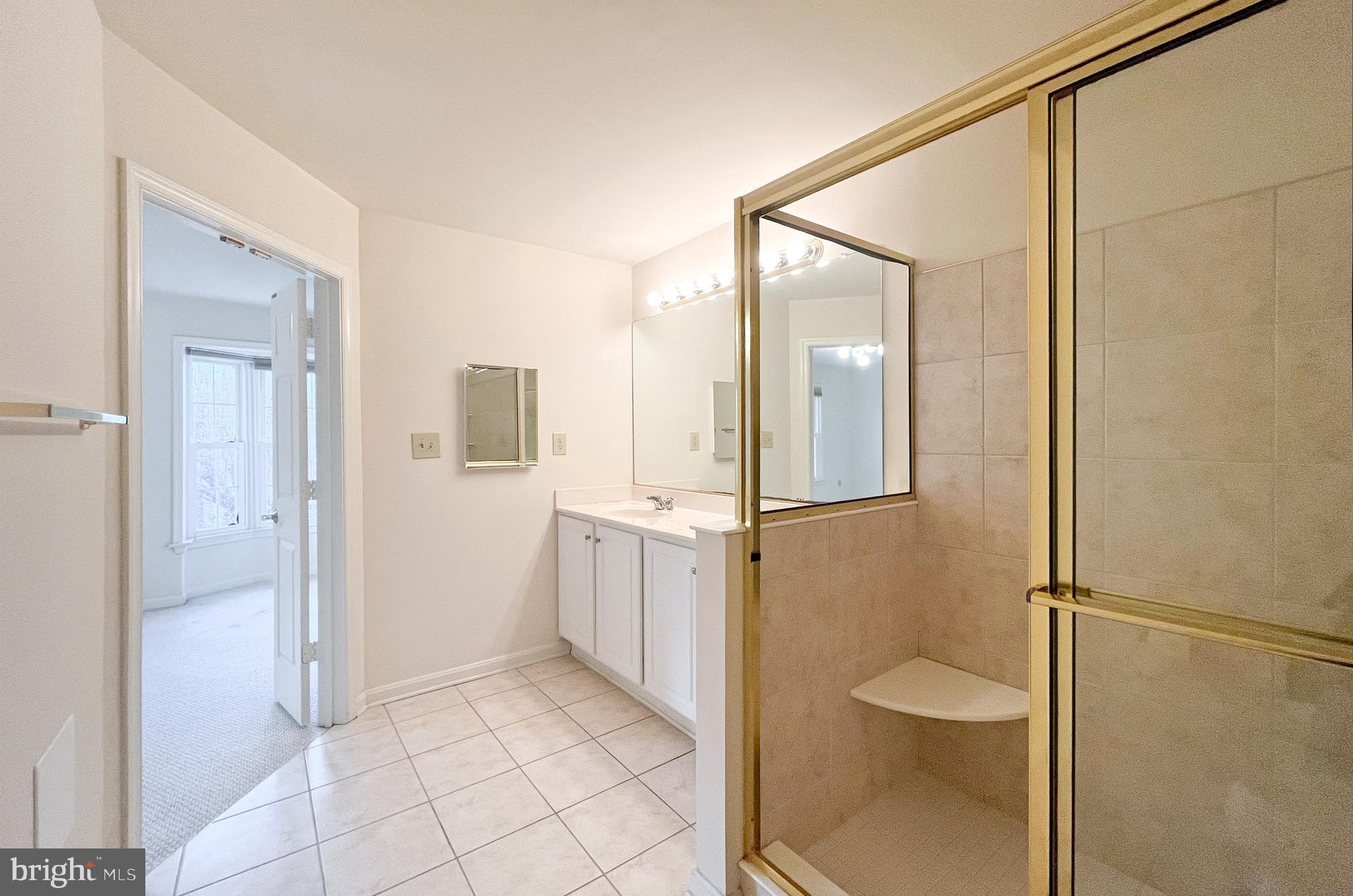 HAHN PROPERTY - Residential Lease