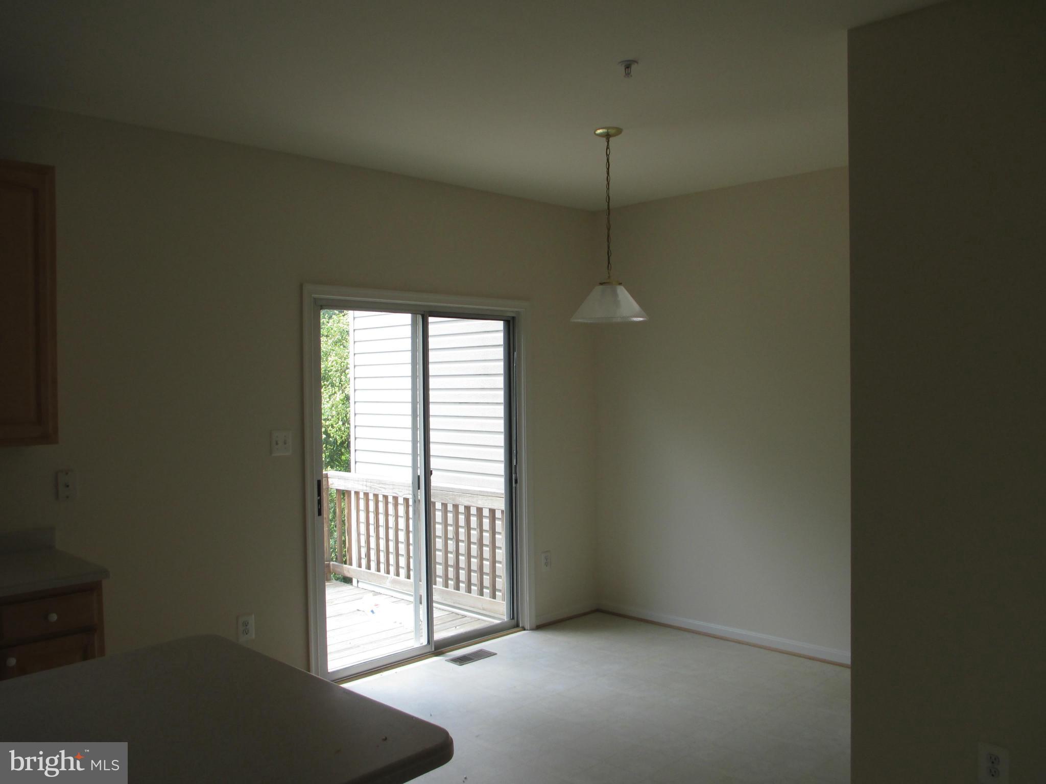 RIVER OAKS - Residential Lease