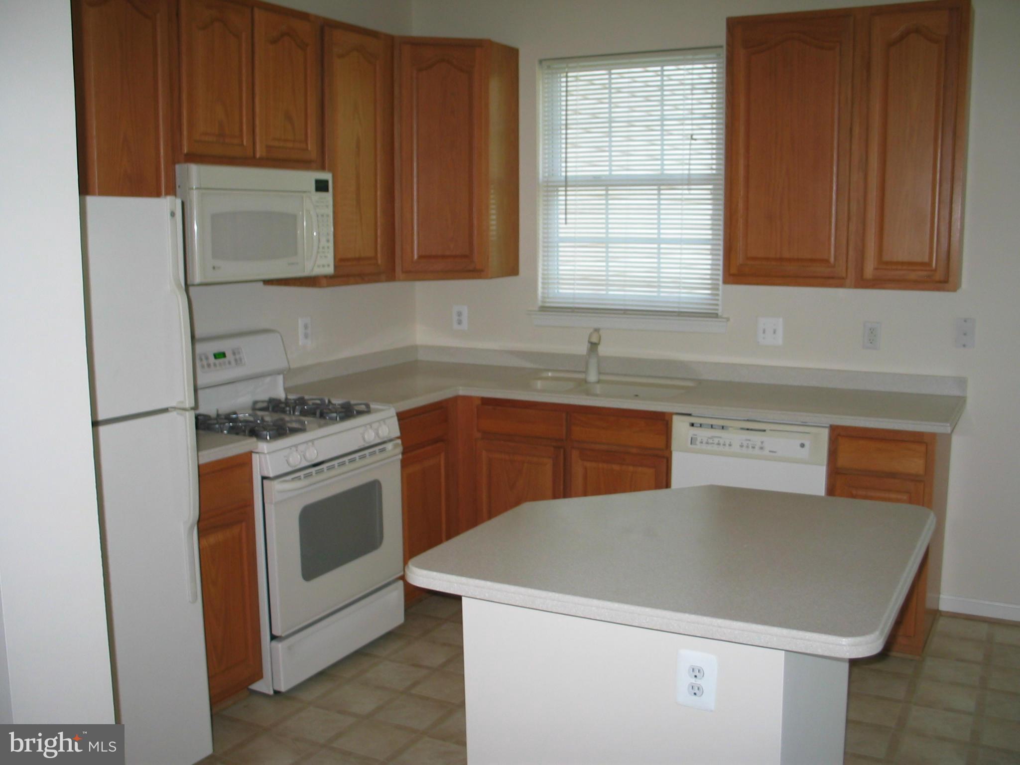 RIVER OAKS - Residential Lease