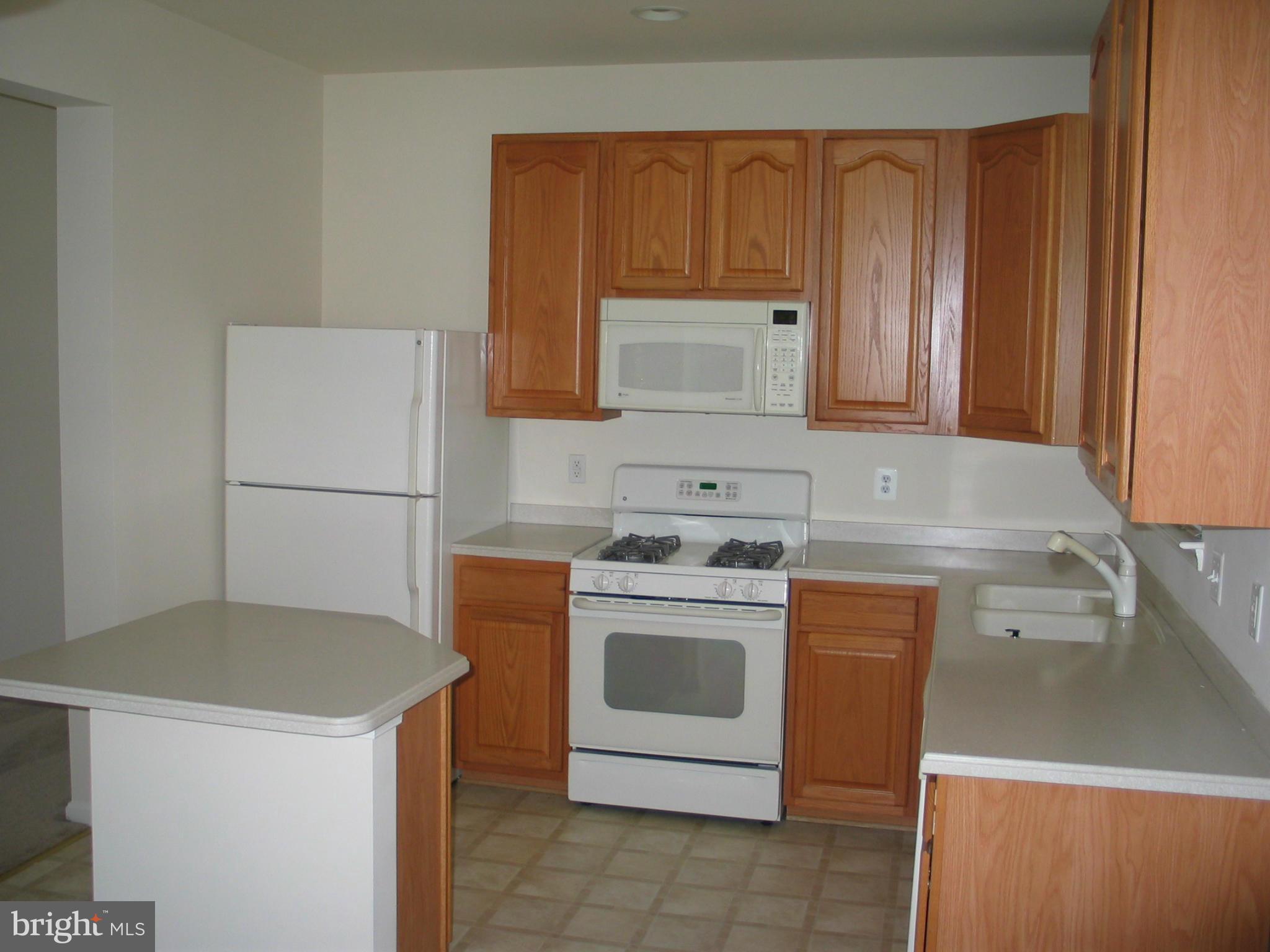 RIVER OAKS - Residential Lease