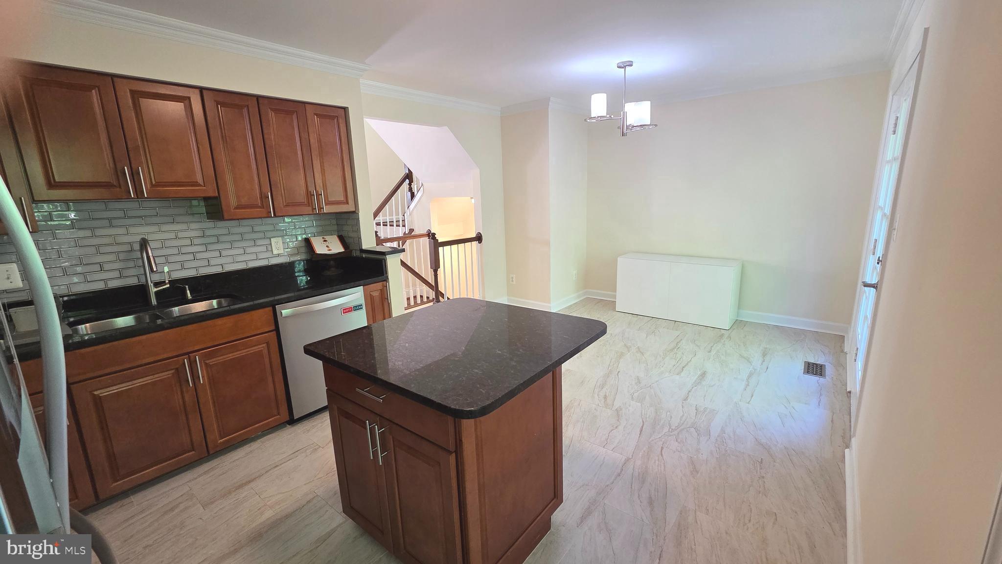 HERITAGE ESTATES - Residential